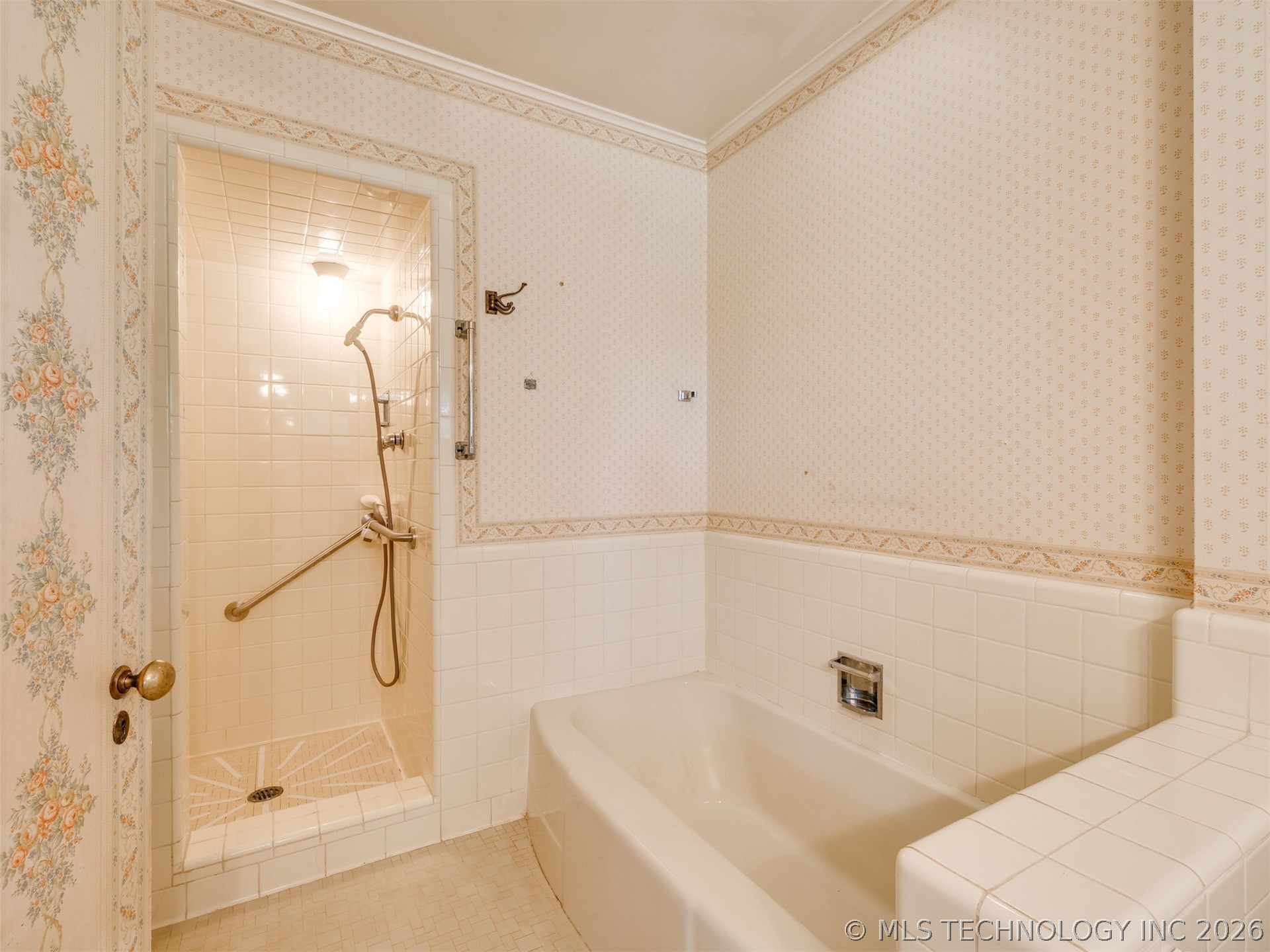 1420 E Fairview Avenue Property Photo 56