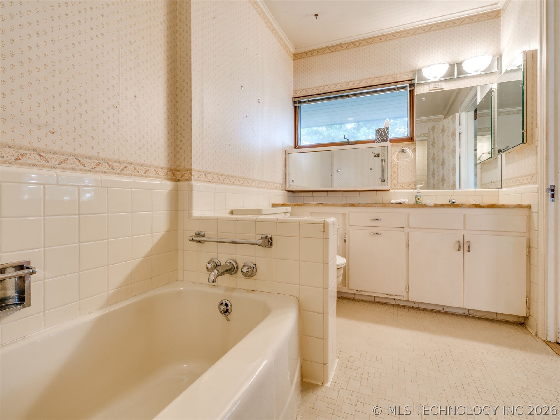 1420 E Fairview Avenue Property Photo 57
