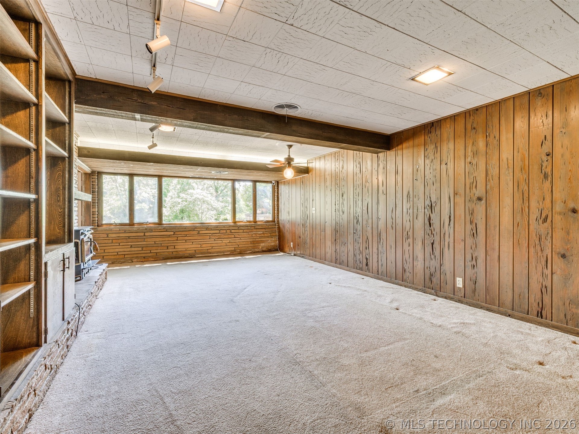 1420 E Fairview Avenue Property Photo 62
