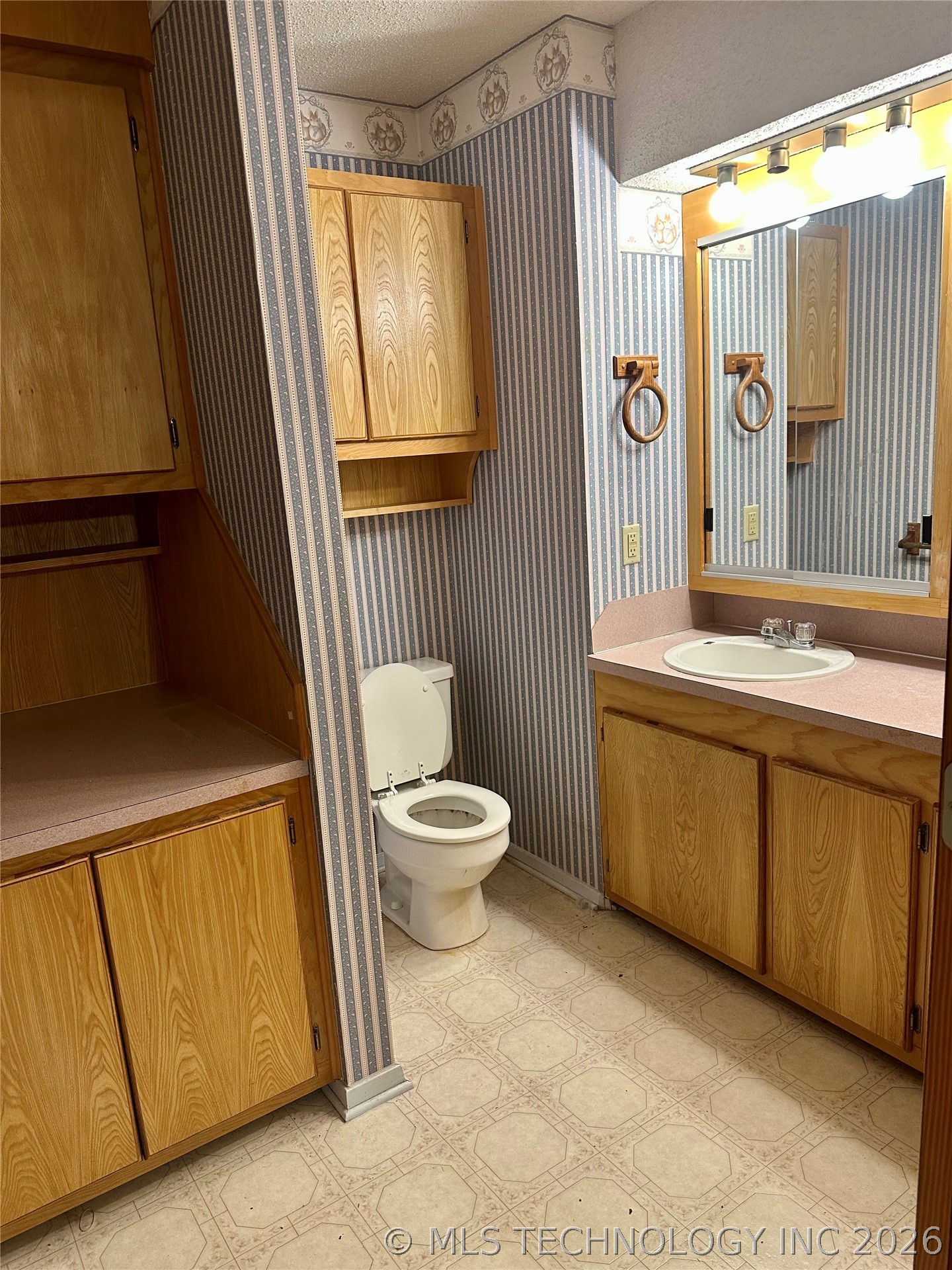 122 Shawna Property Photo 11