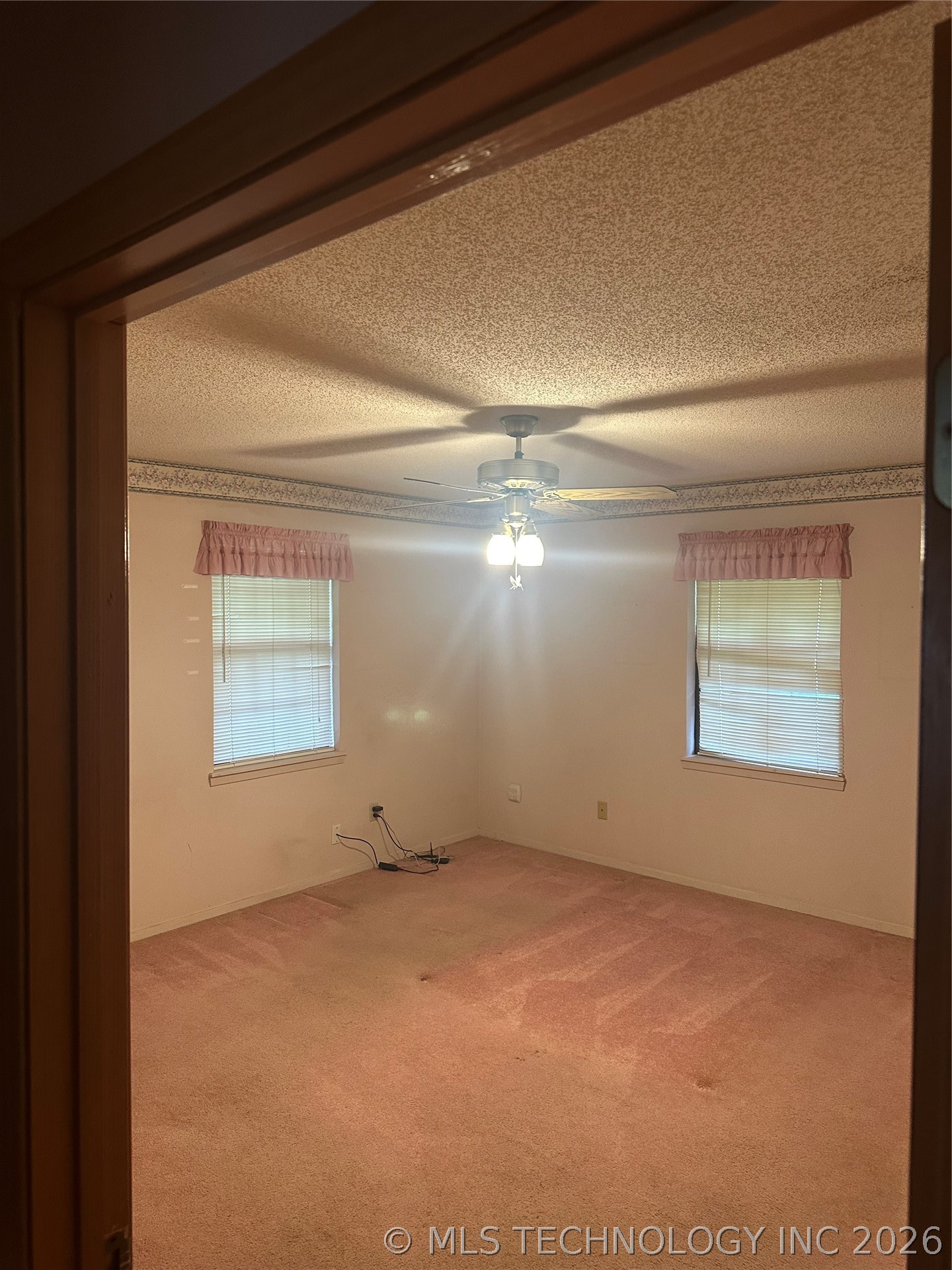 122 Shawna Property Photo 17