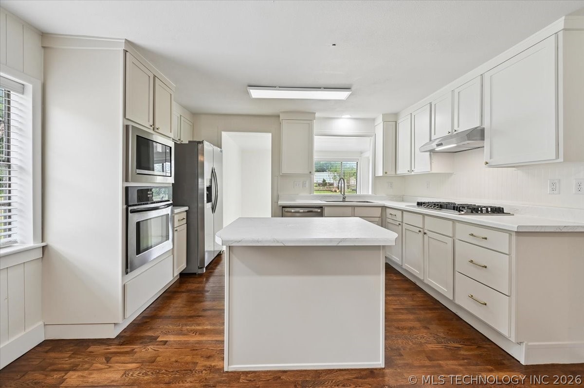 71153 S 4737 Road Property Photo 4