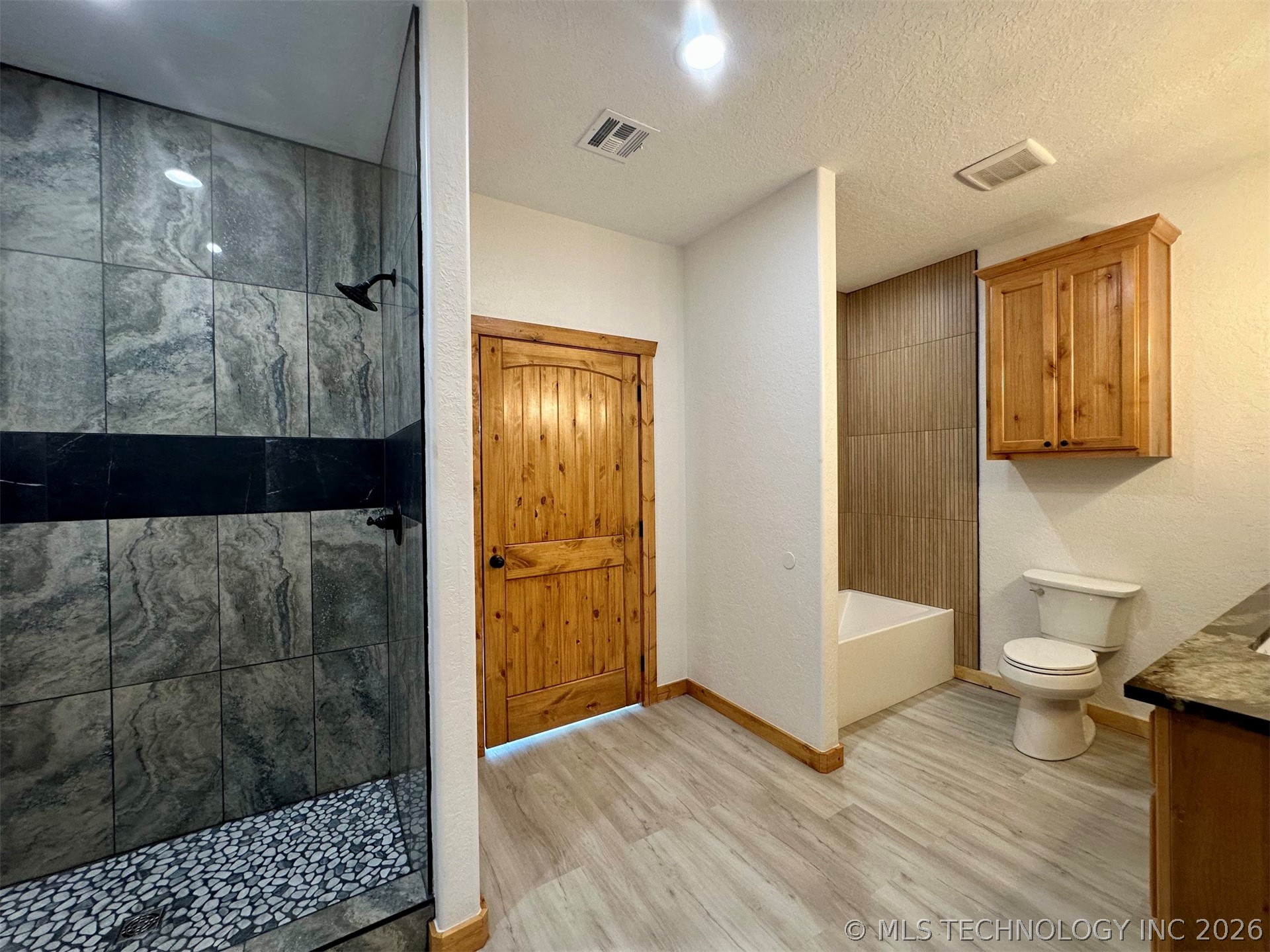 11792 Xander Lane Property Photo 12