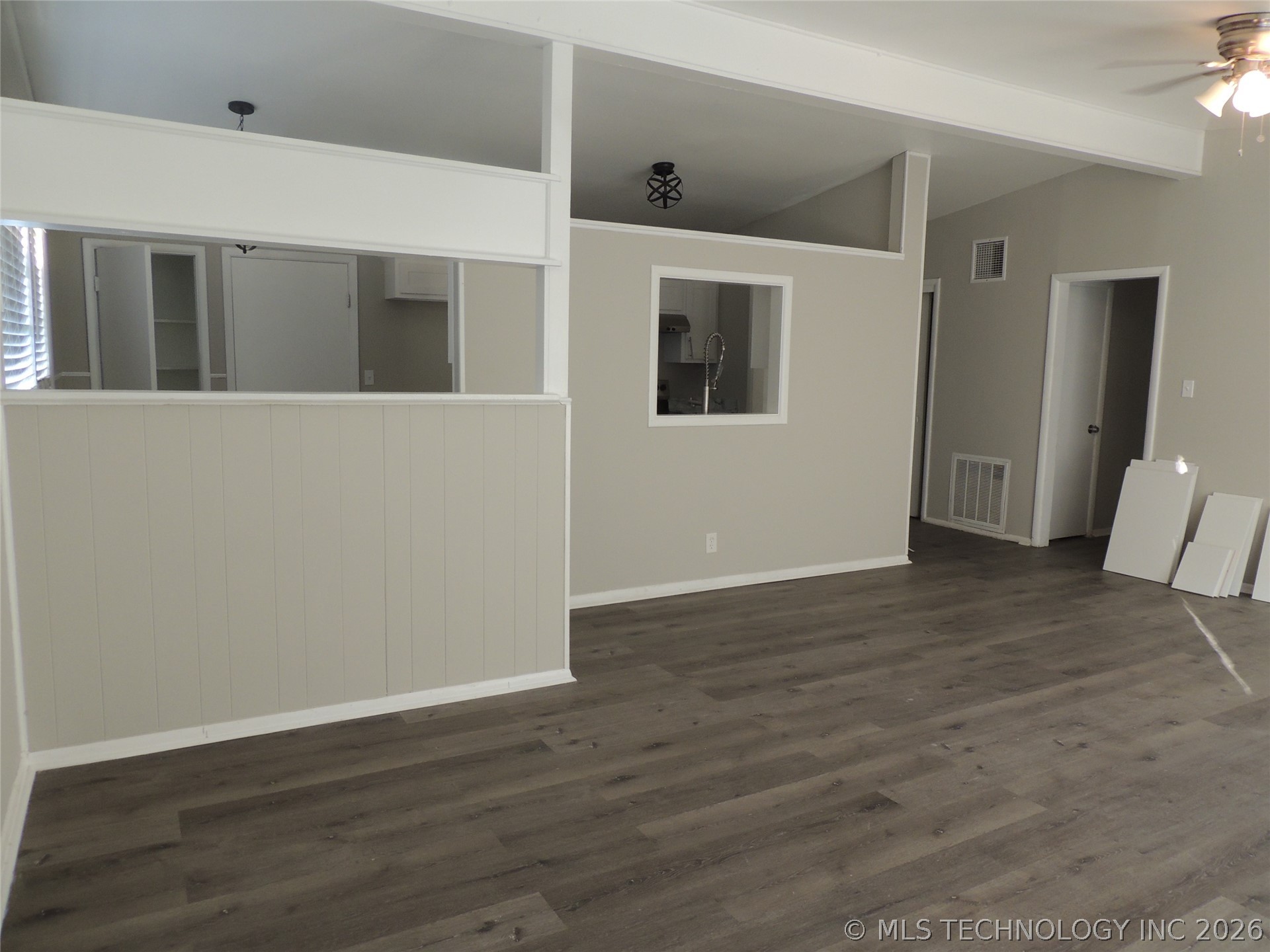 6552 E 27th Place Property Photo 5