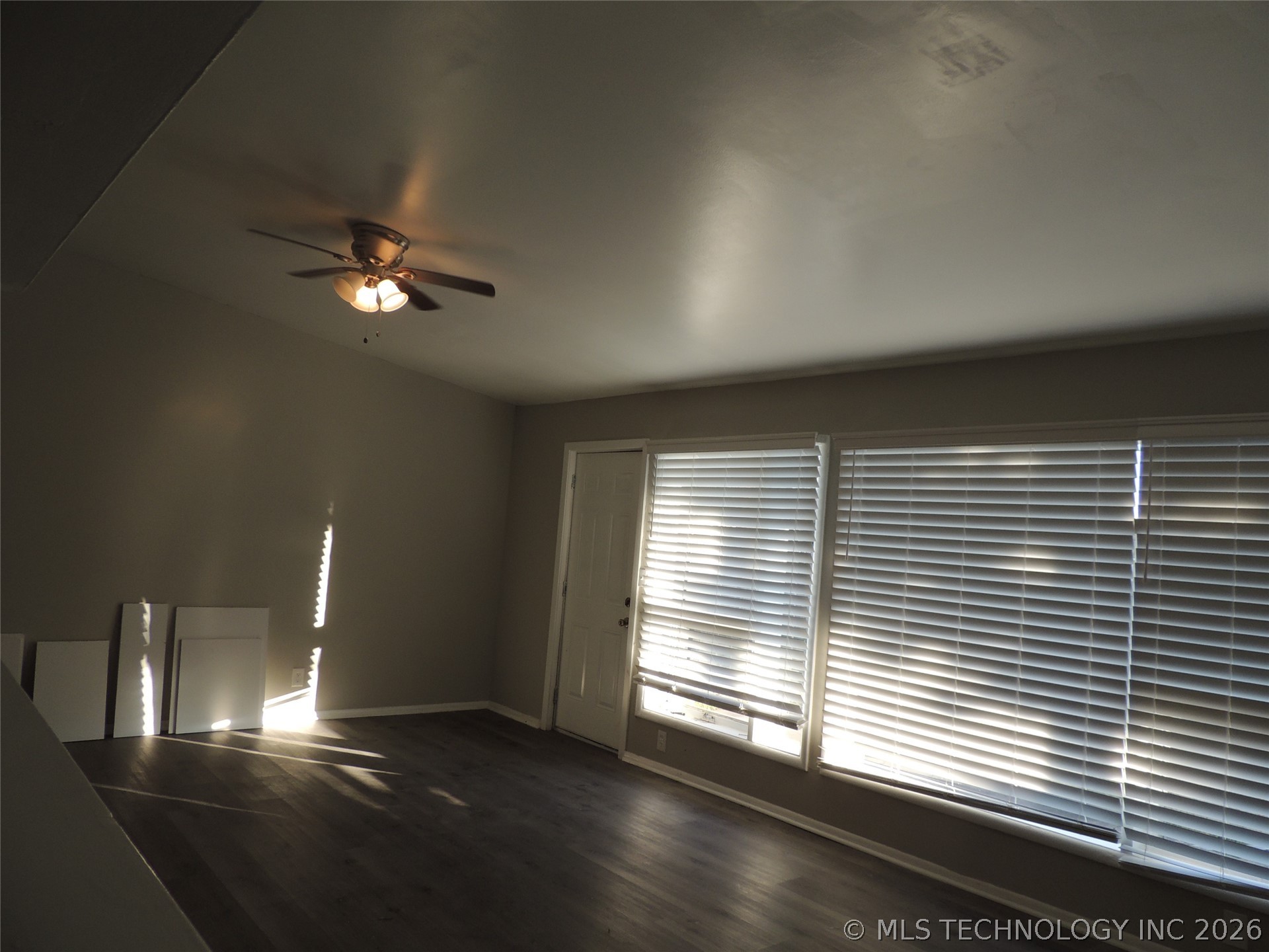 6552 E 27th Place Property Photo 6