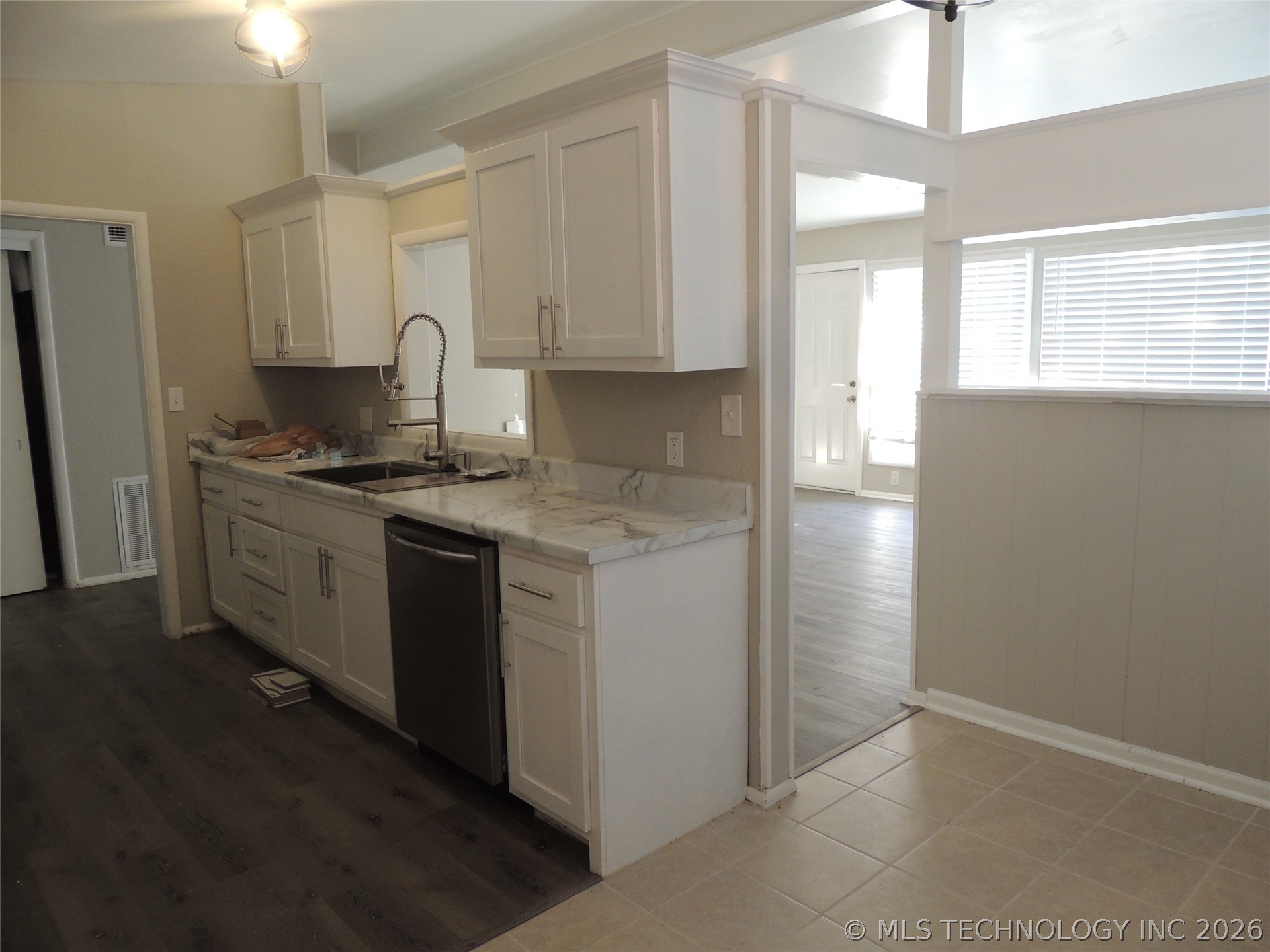 6552 E 27th Place Property Photo 10
