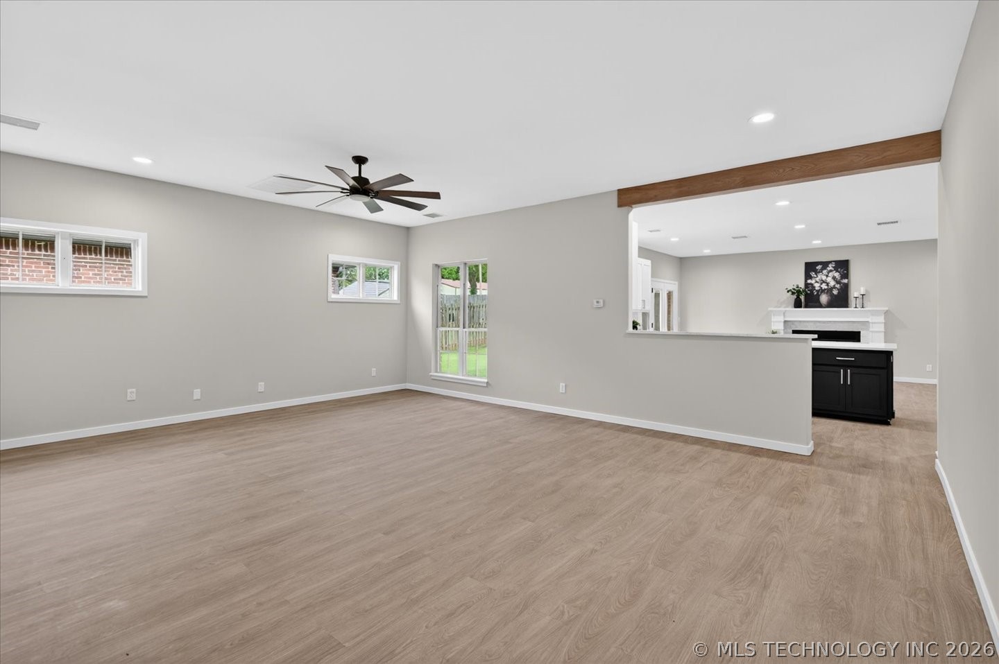3224 Boardwalk Court Property Photo 6