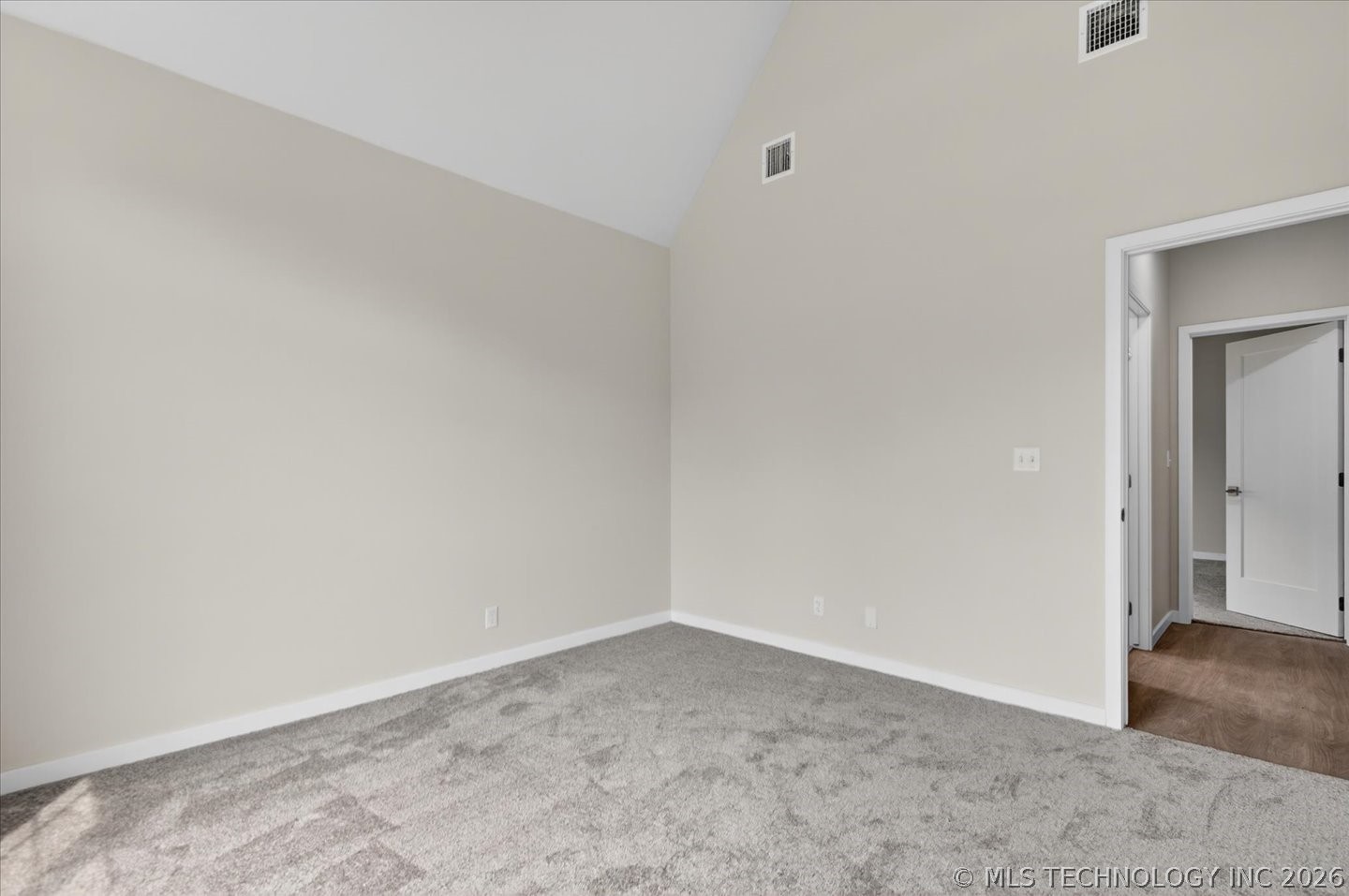 3224 Boardwalk Court Property Photo 32
