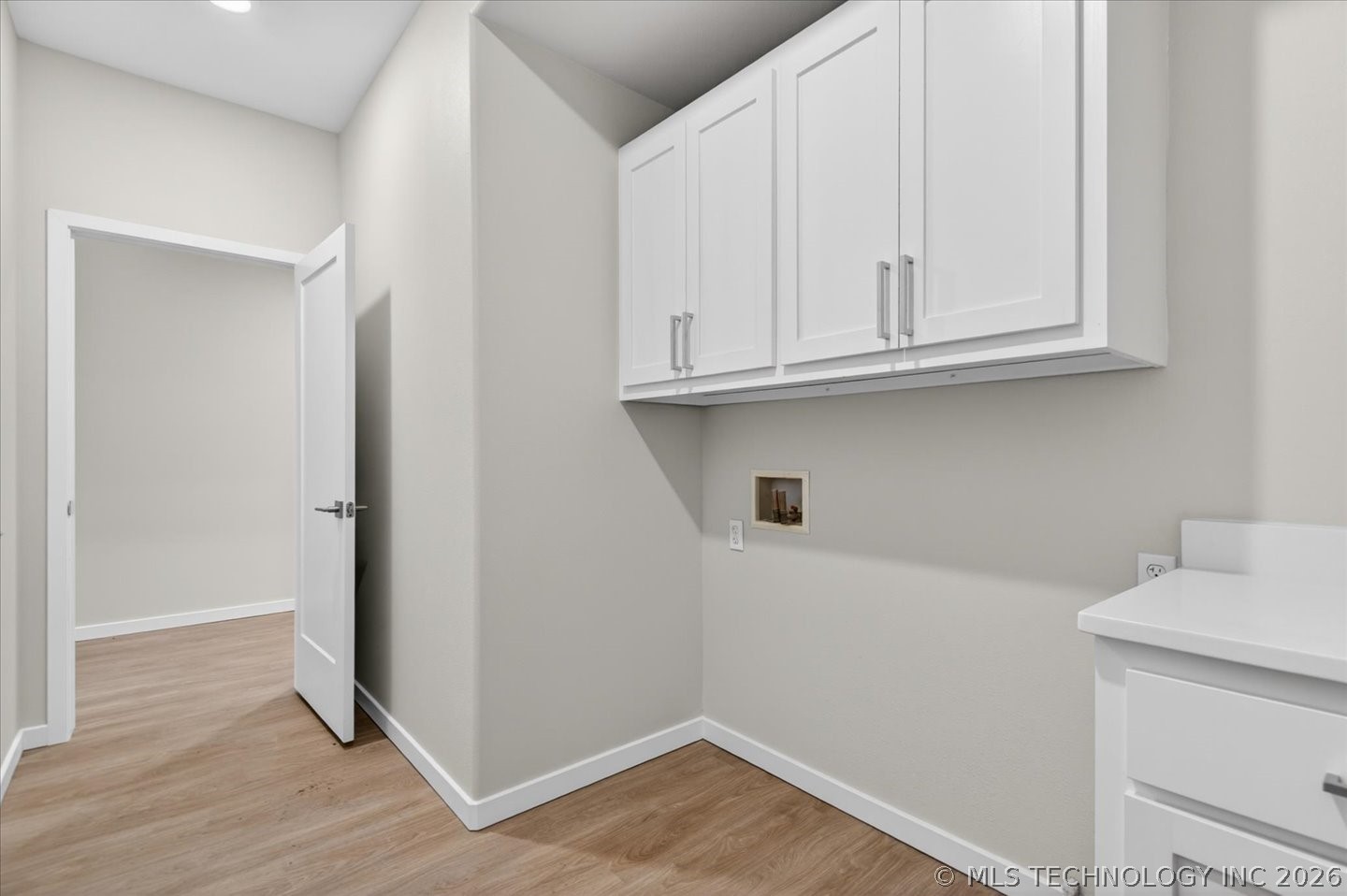 3224 Boardwalk Court Property Photo 40