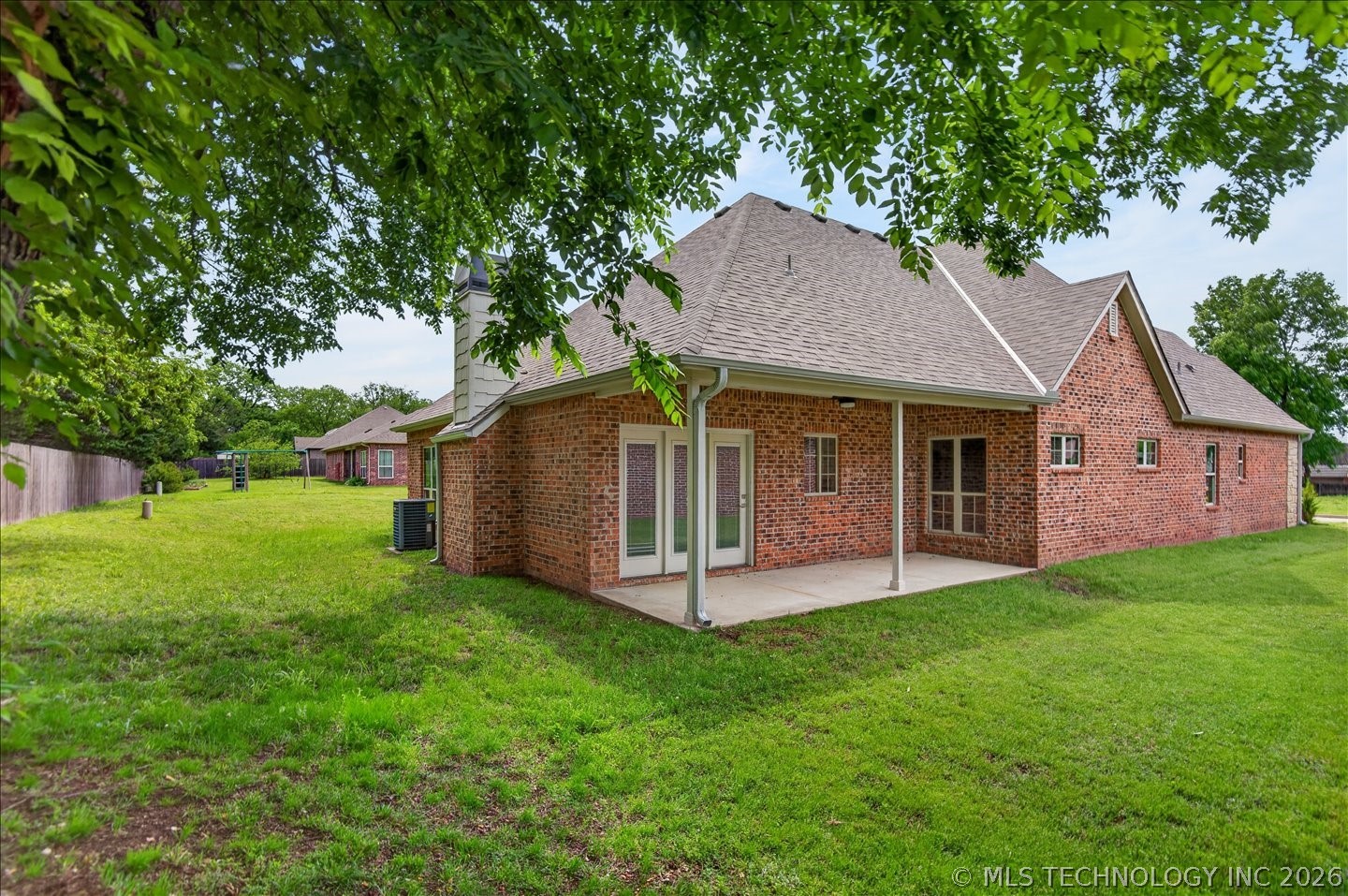 3224 Boardwalk Court Property Photo 45