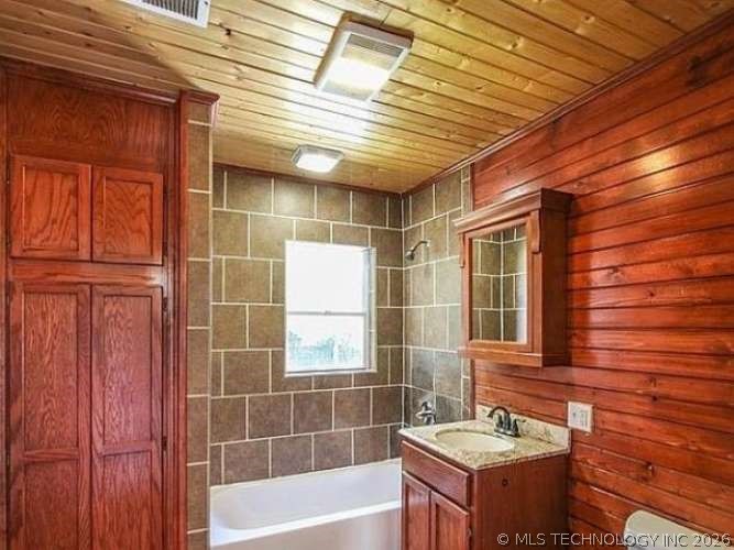 708 S Toledo Avenue Property Photo 6