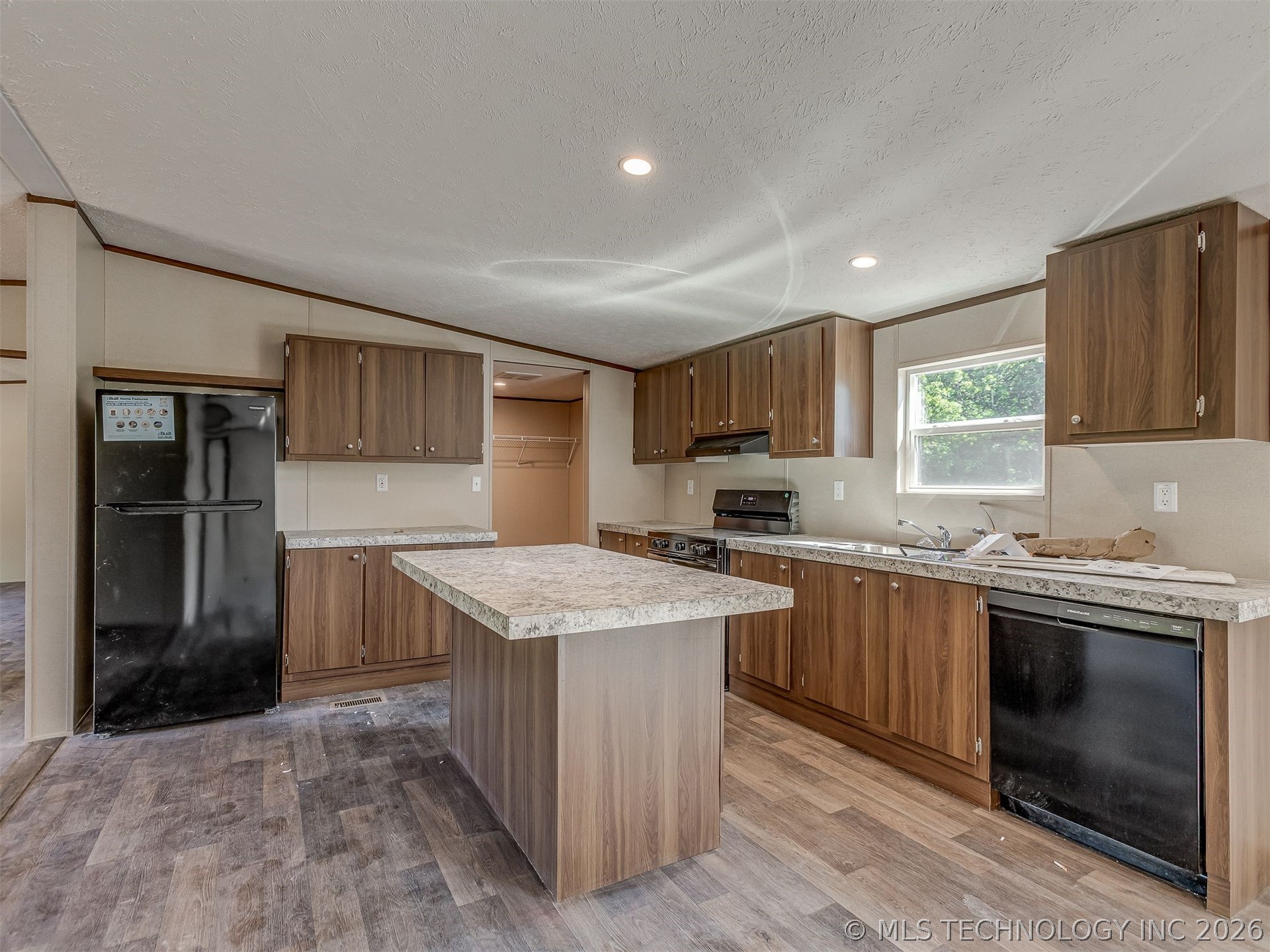 8788 Highway 77 N Property Photo 12