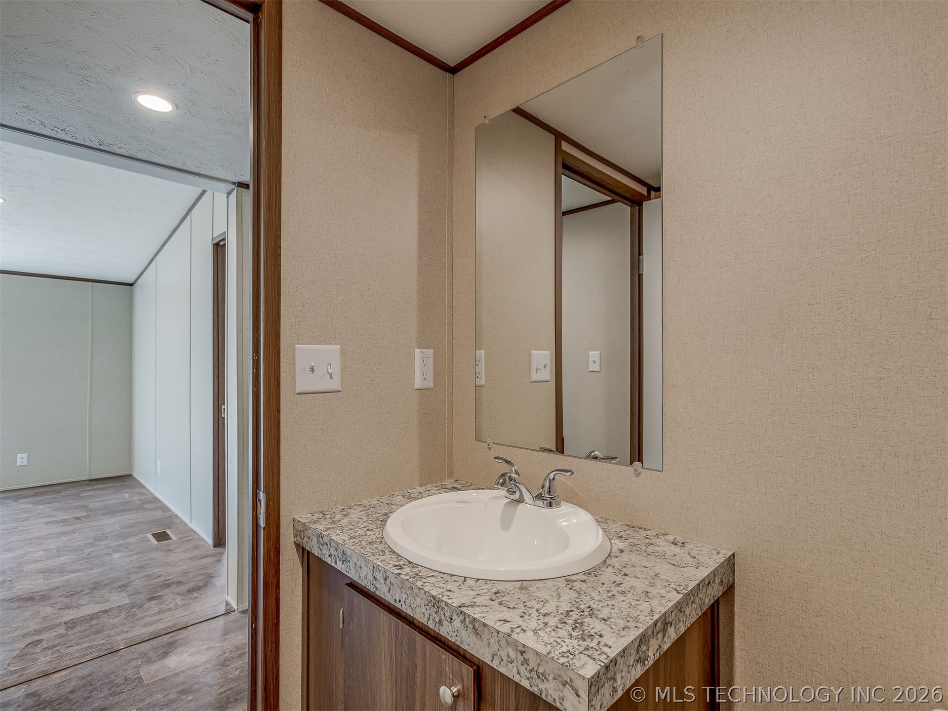 8788 Highway 77 N Property Photo 35