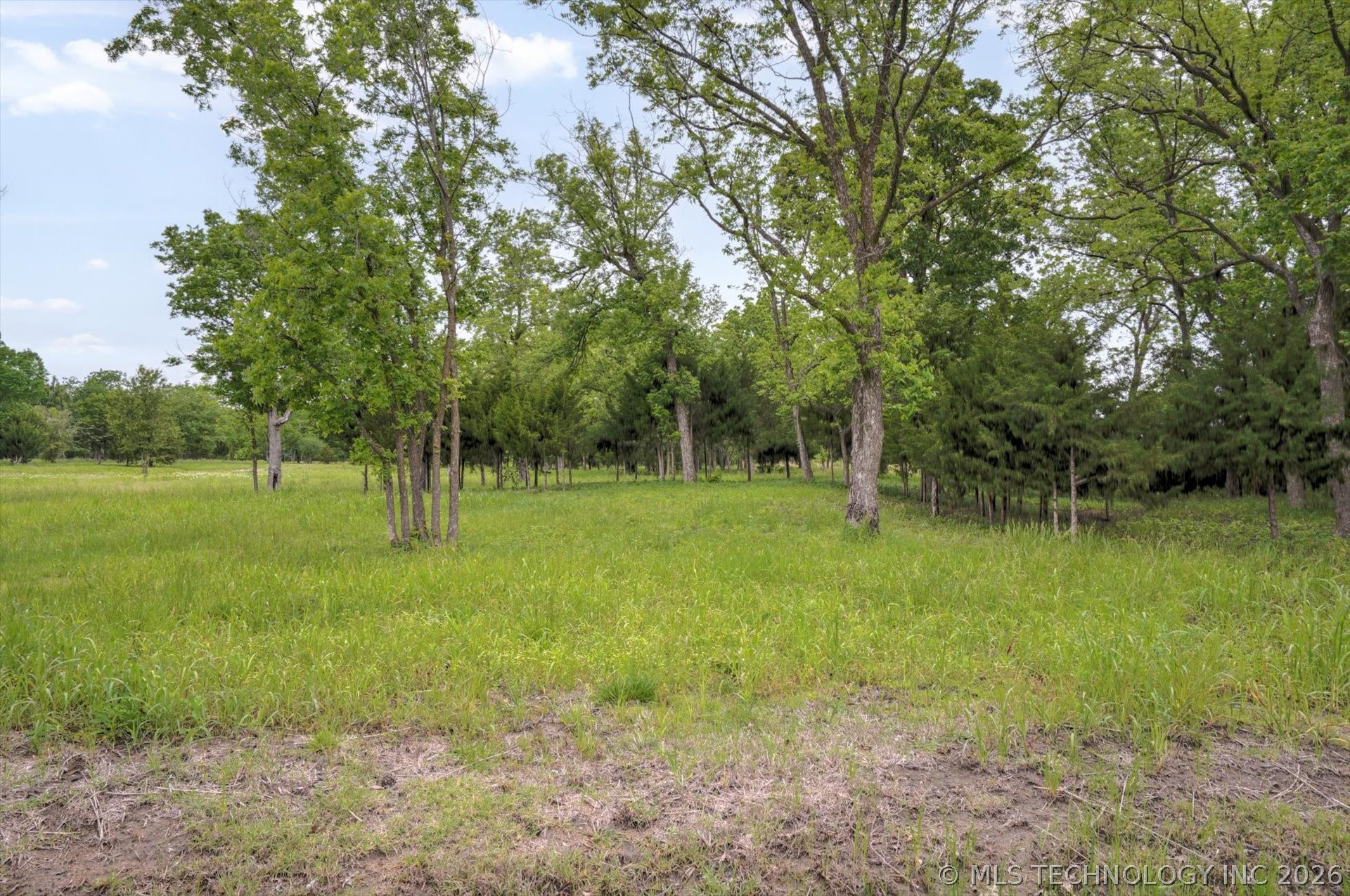 2055 W 53rd Street N Property Photo 4