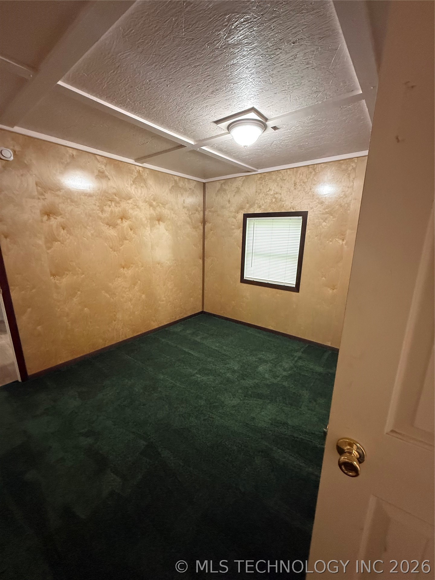 1202 W Division Street Property Photo 15