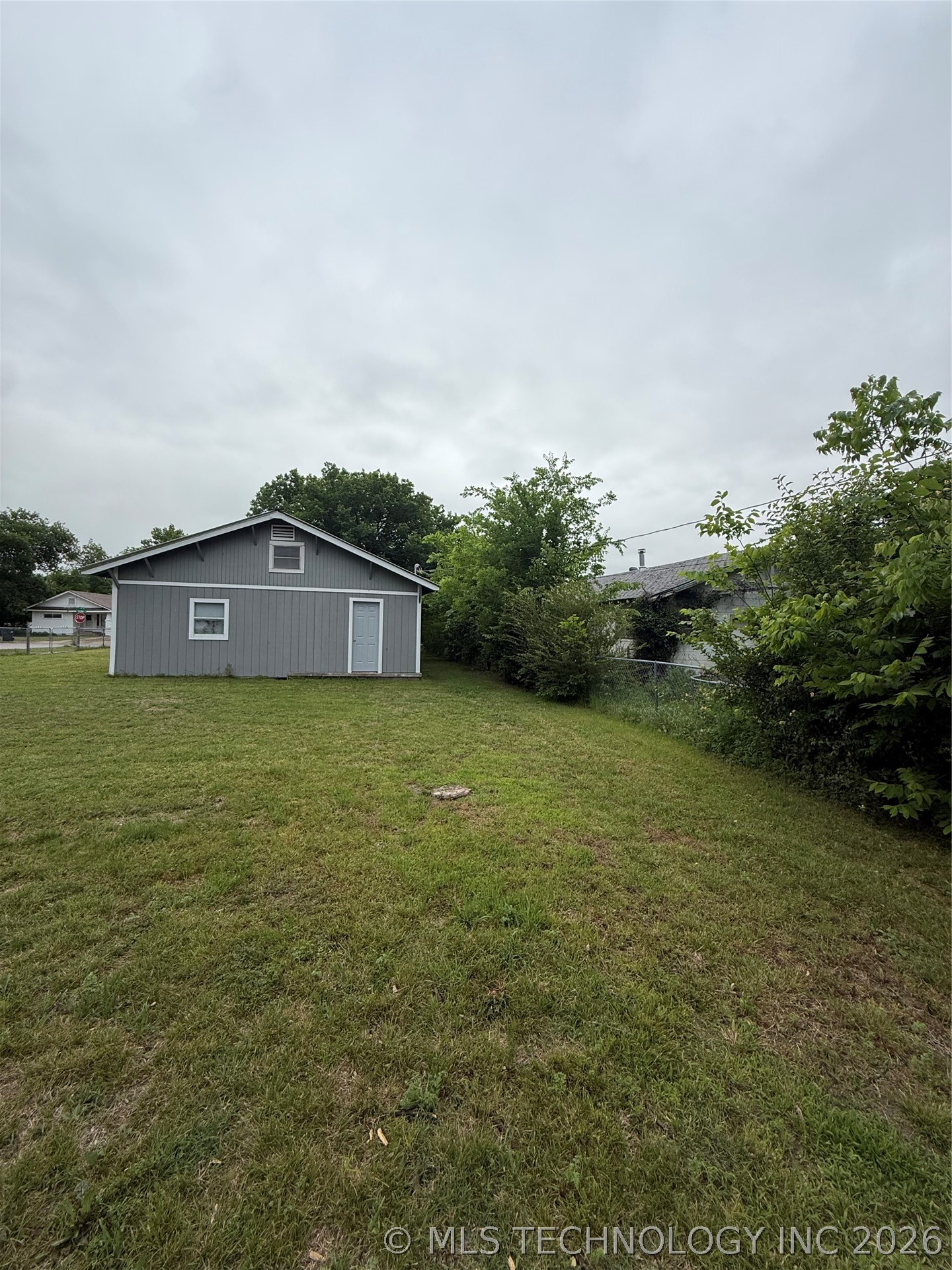 1202 W Division Street Property Photo 33