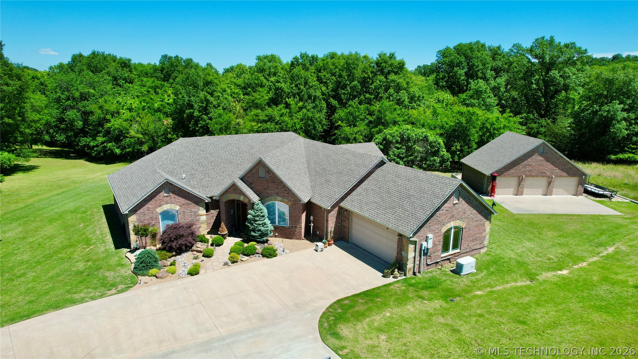 418970 E 1152 Road Property Photo 10
