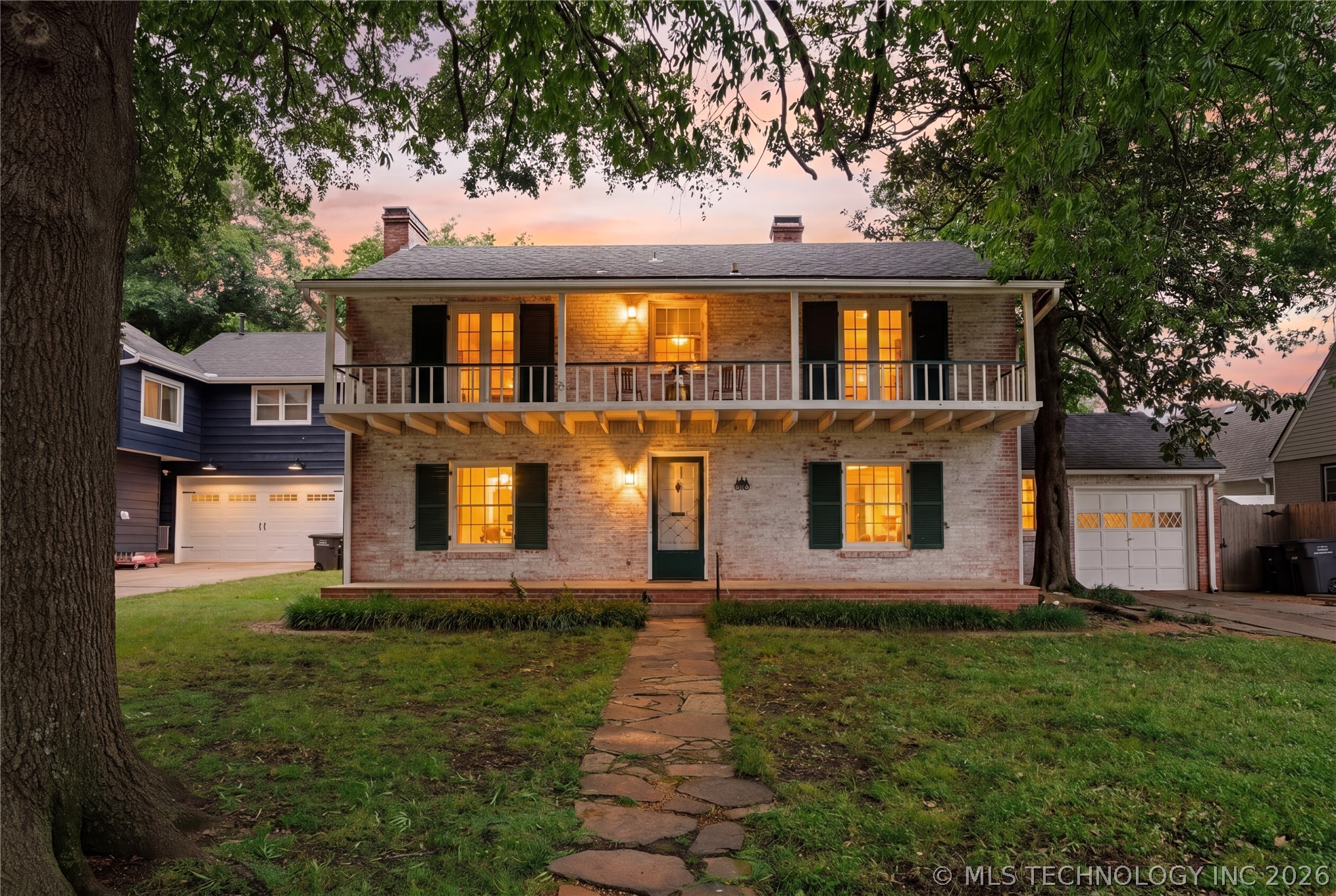1655 Cherokee Place Property Photo 1