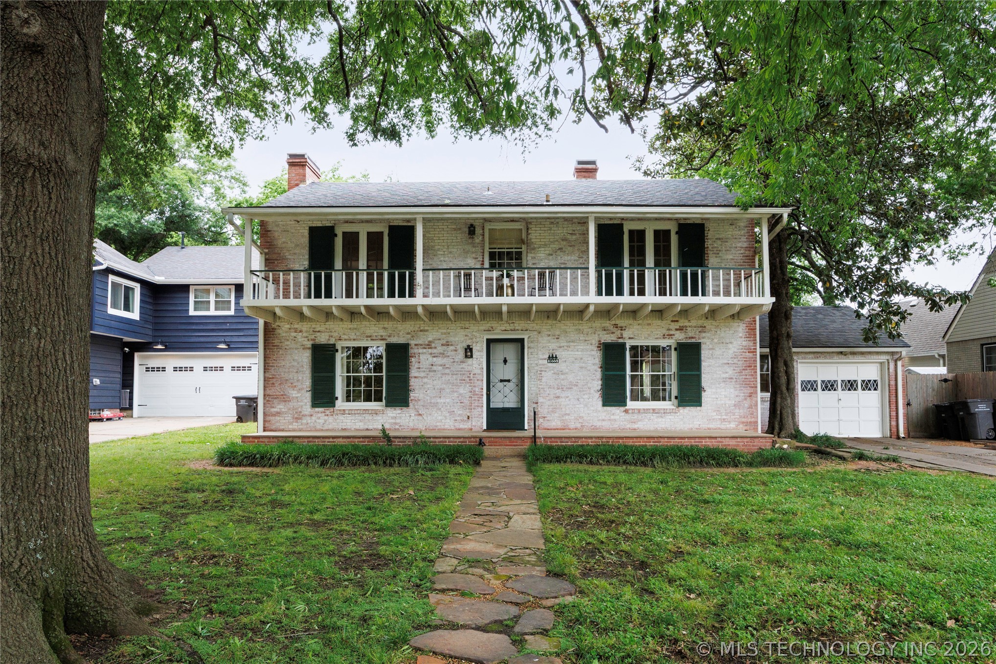 1655 Cherokee Place Property Photo 3
