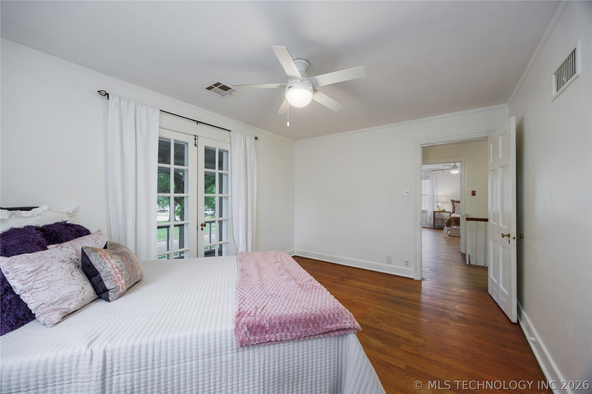 1655 Cherokee Place Property Photo 35