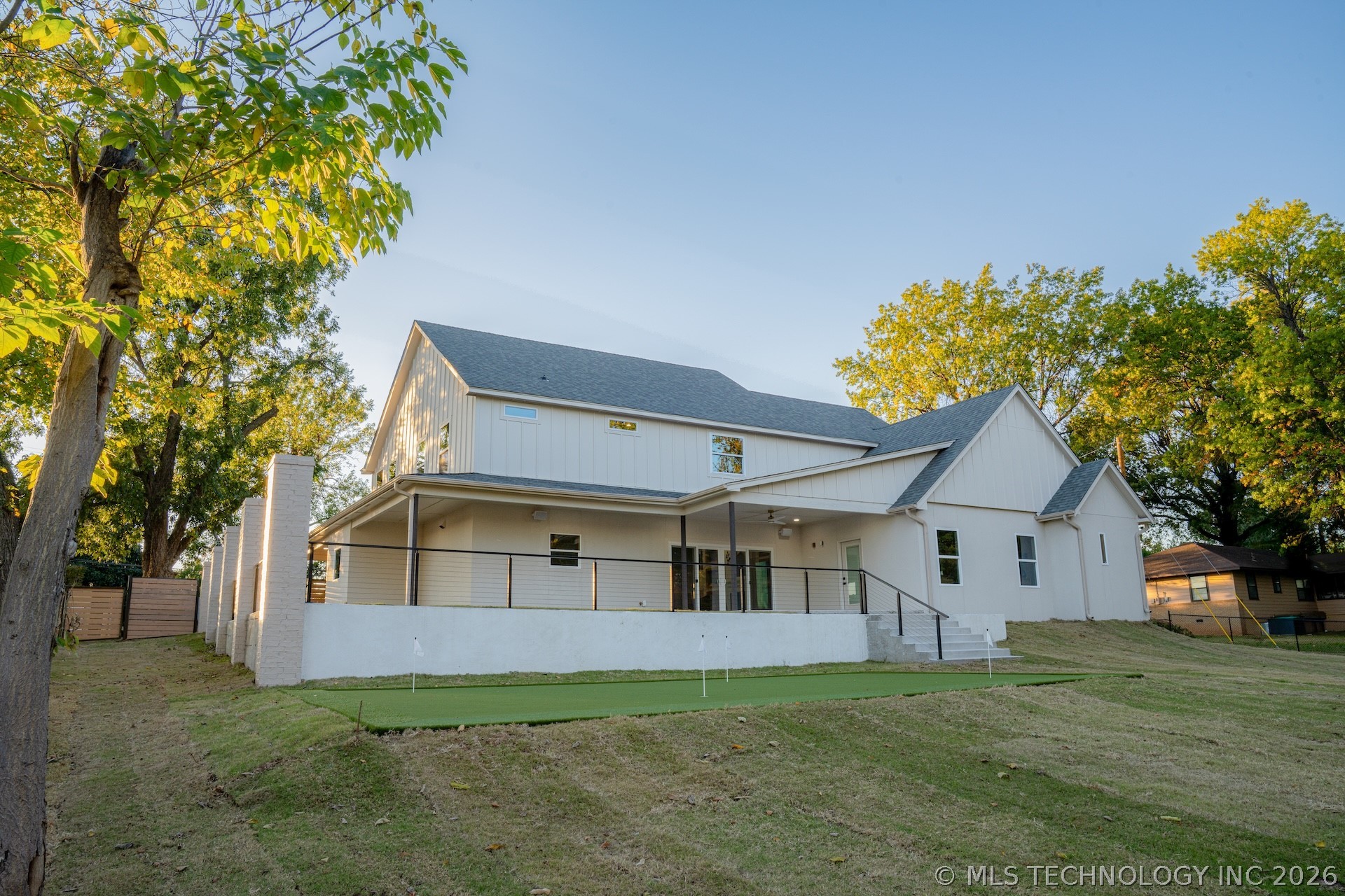 4929 S Columbia Avenue Property Photo 55