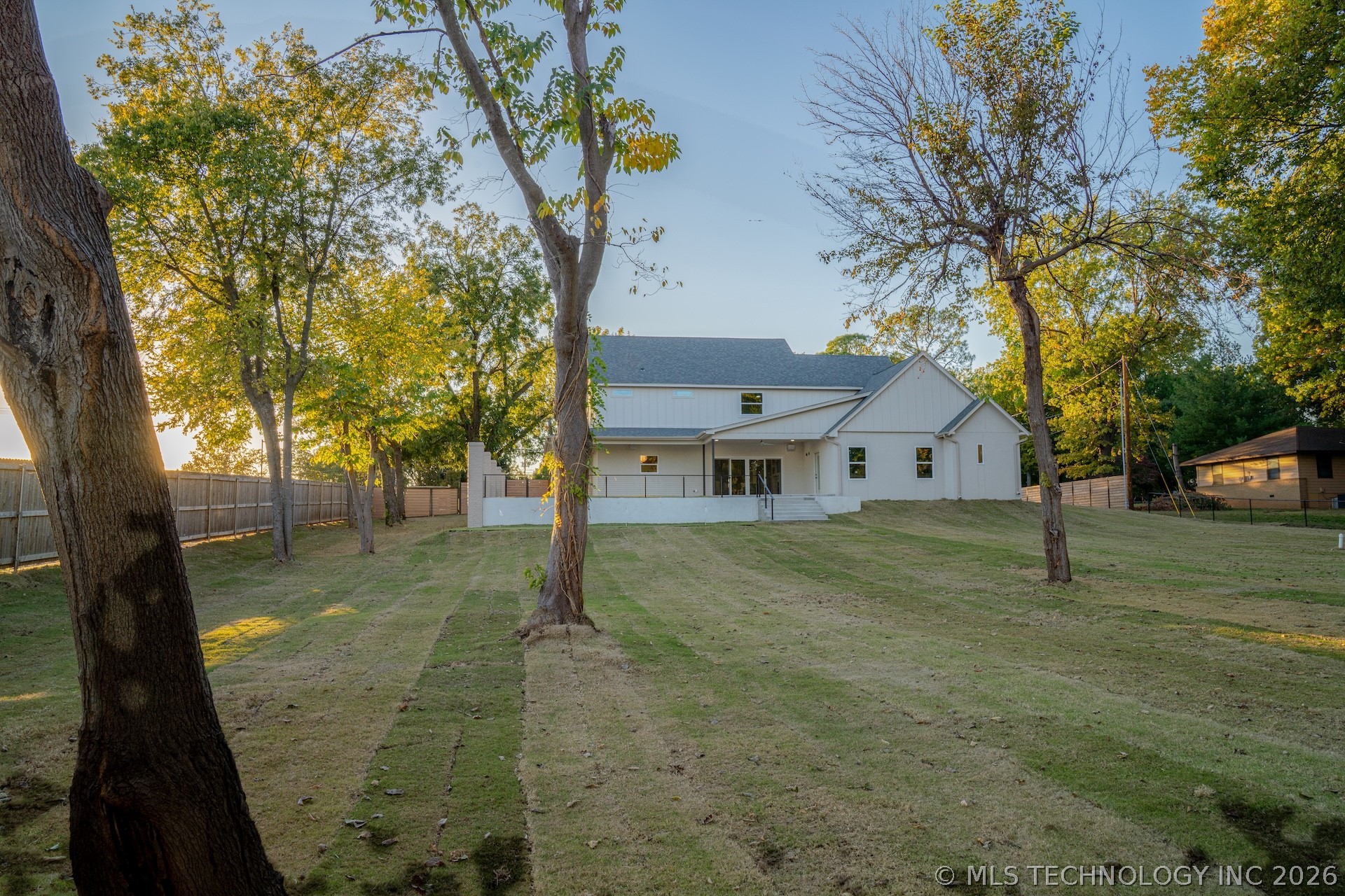4929 S Columbia Avenue Property Photo 57