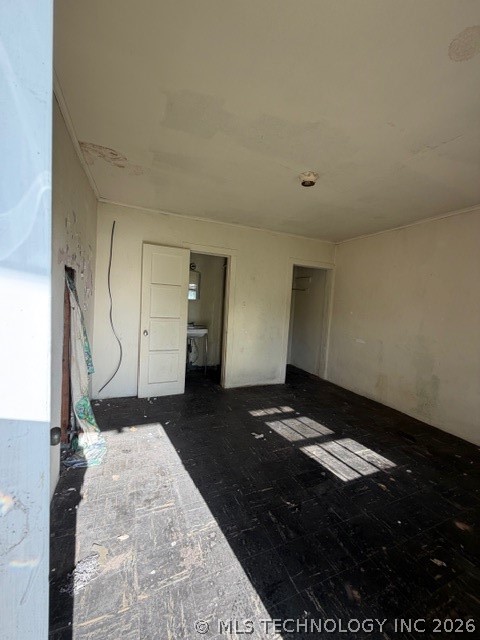 220 Walnut Street Property Photo 9