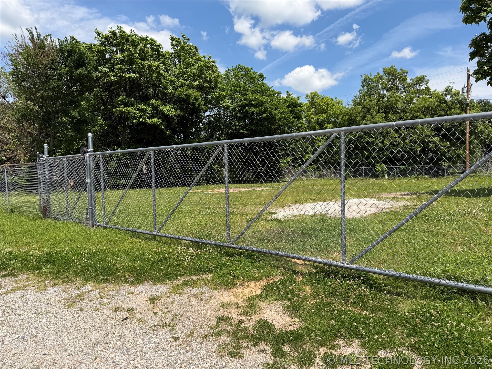 1401 N Oklahoma Avenue Property Photo 2