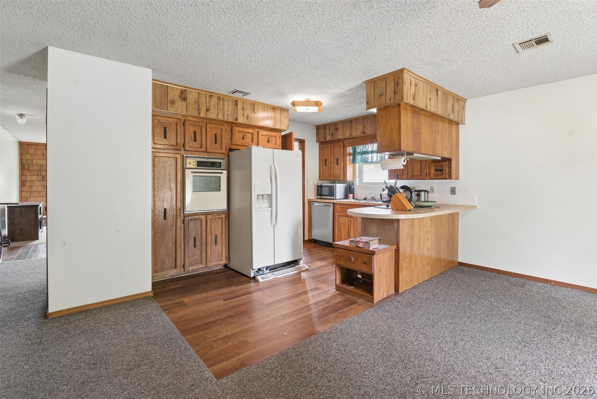 2307 E Fieldstone Street Property Photo 10