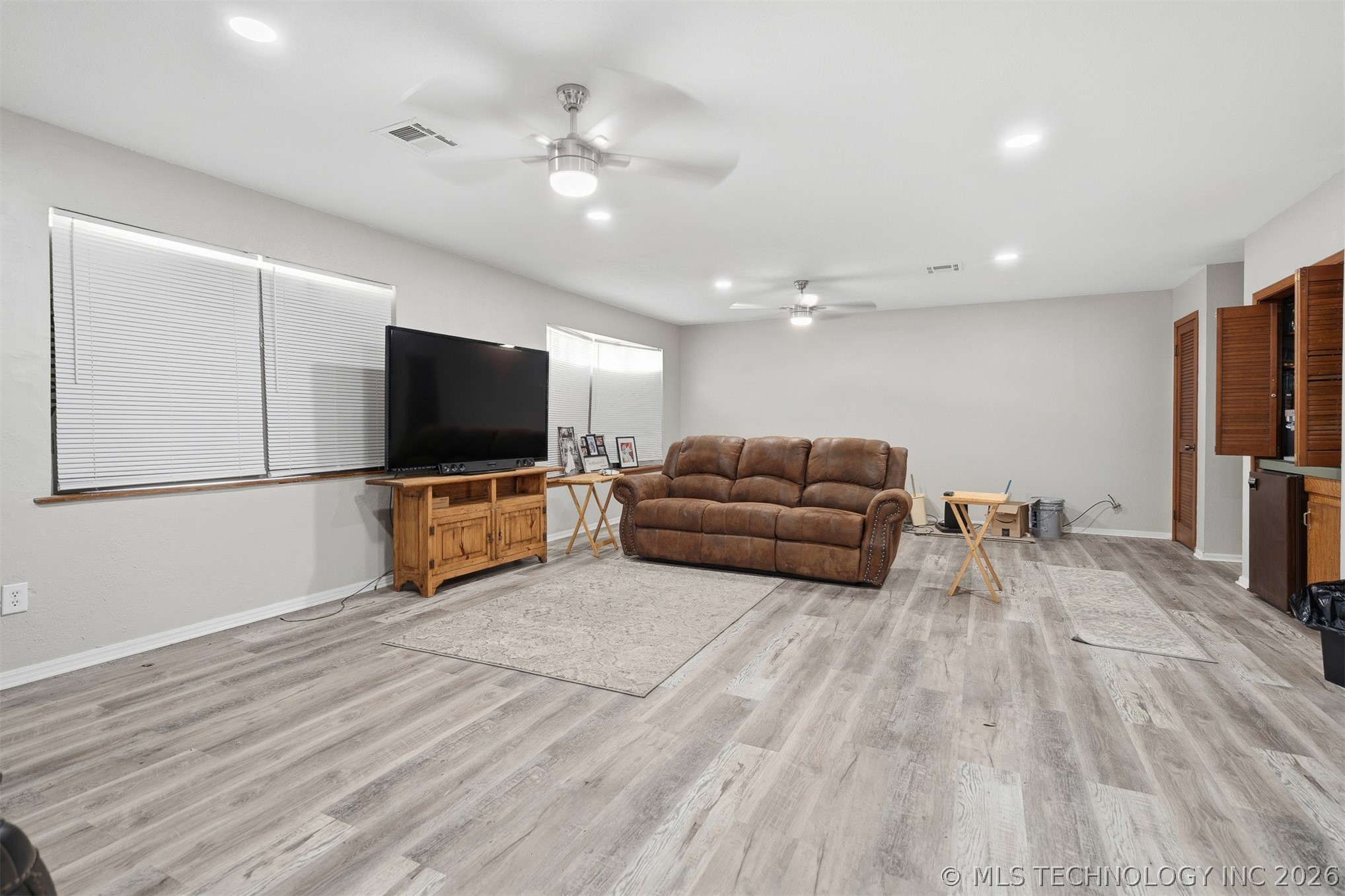 710 White Rock Property Photo 3