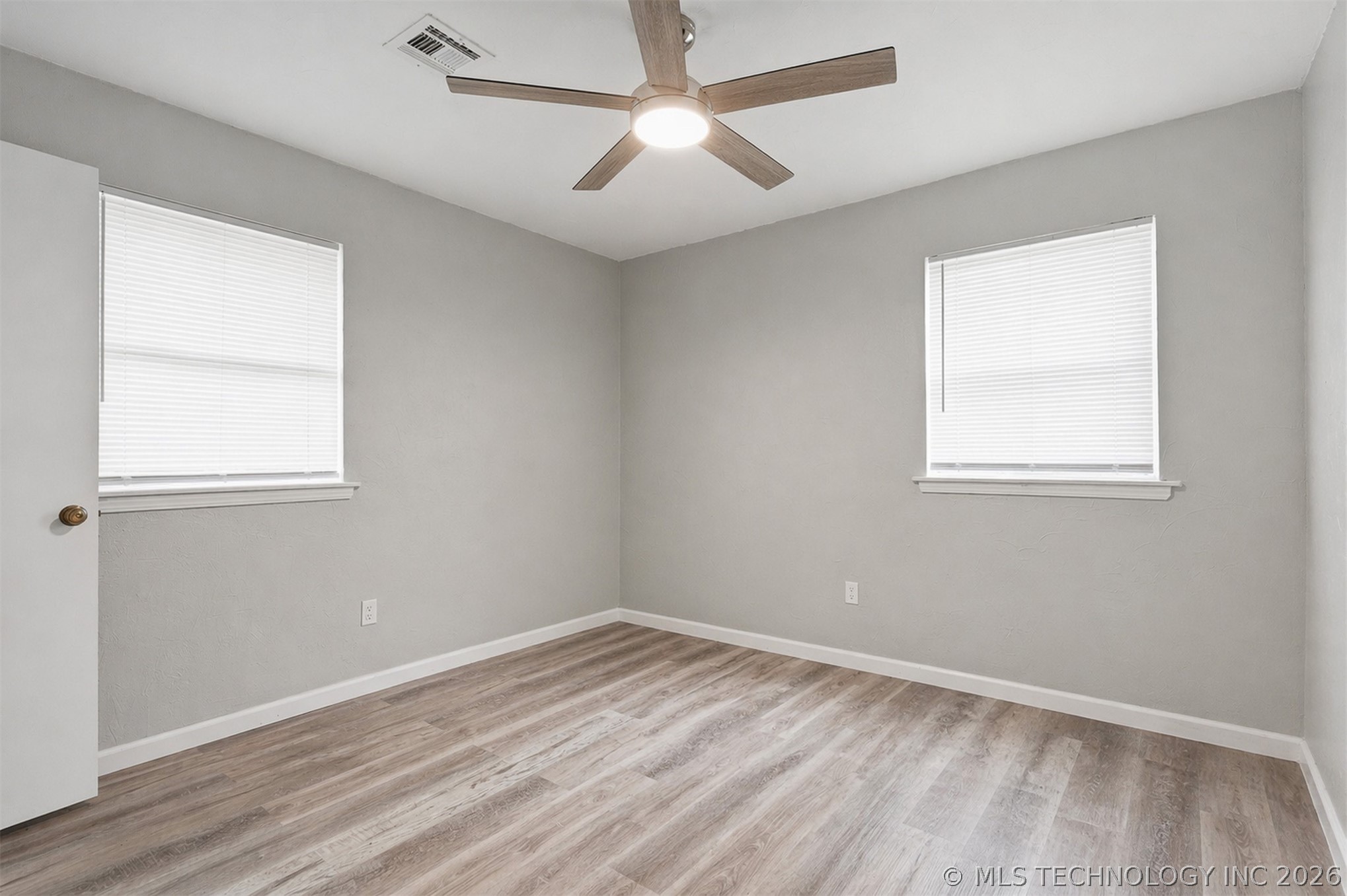 710 White Rock Property Photo 16