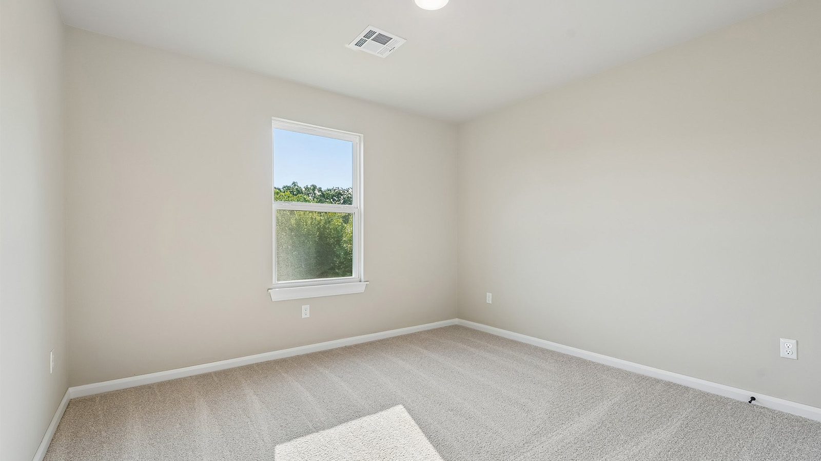 602 W 83rd Street S Property Photo 18