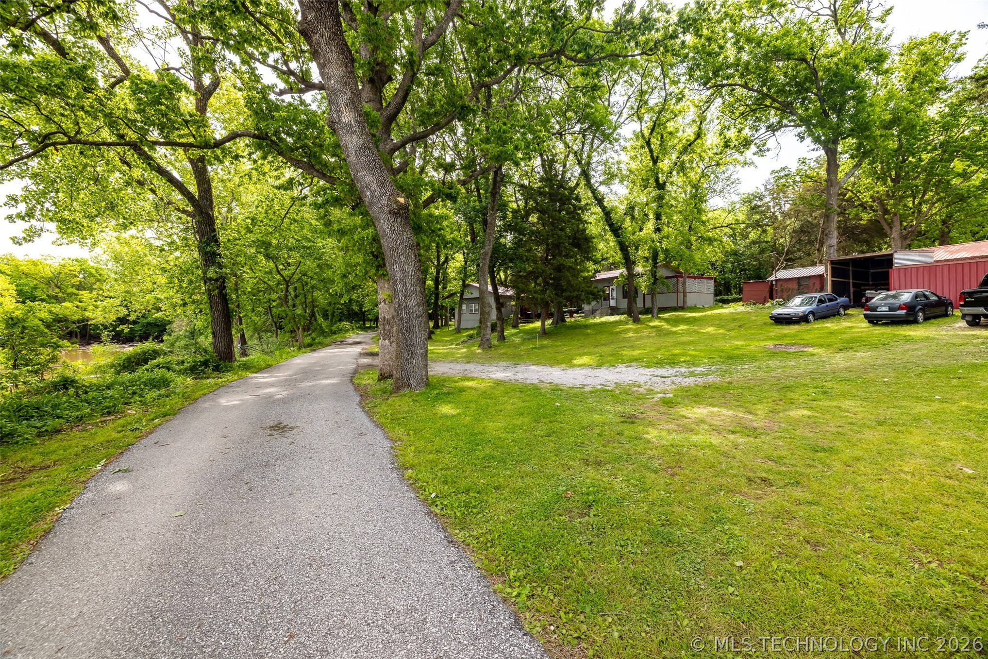 60801 E 265 Place Property Photo 6