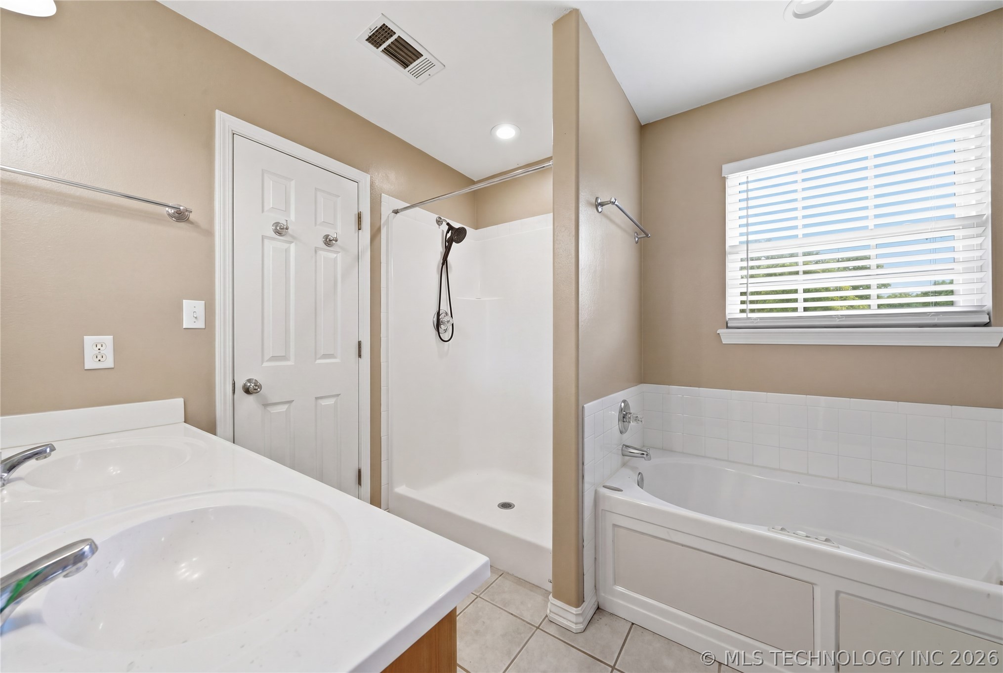101283 S 4614 Road Property Photo 12