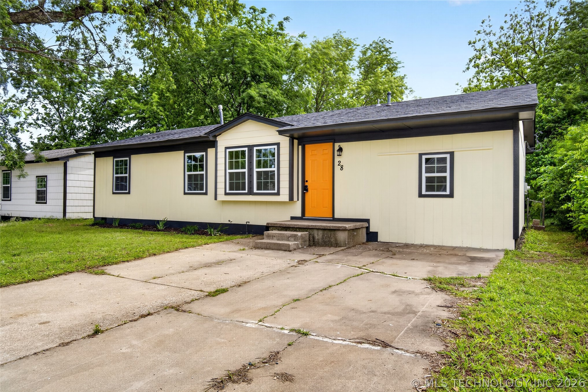 28 E 62nd Place N Property Photo 2