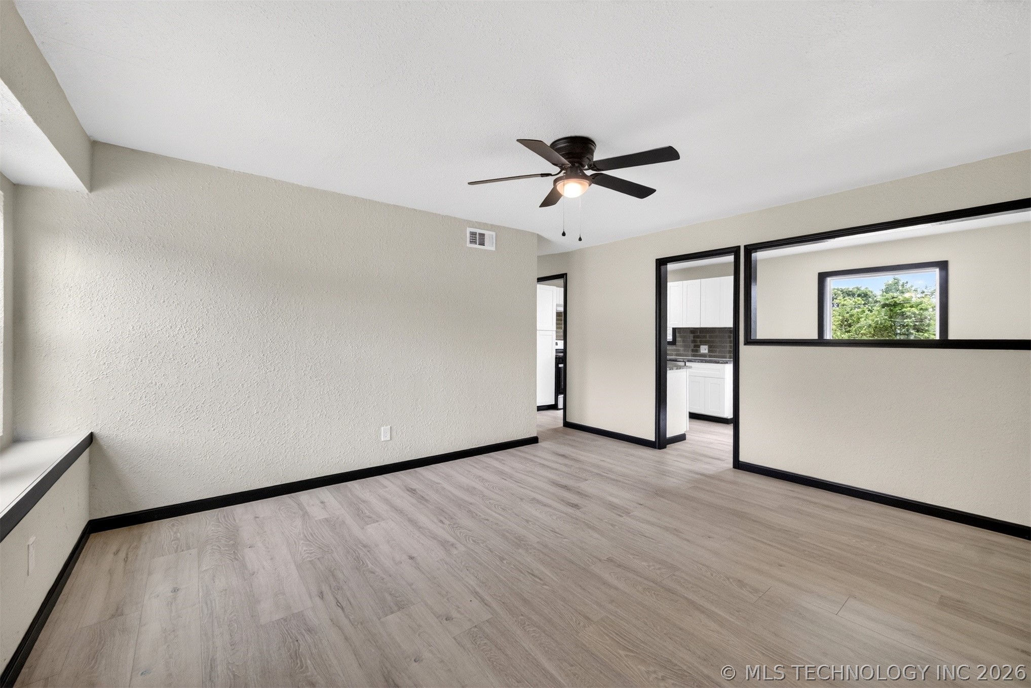 28 E 62nd Place N Property Photo 5