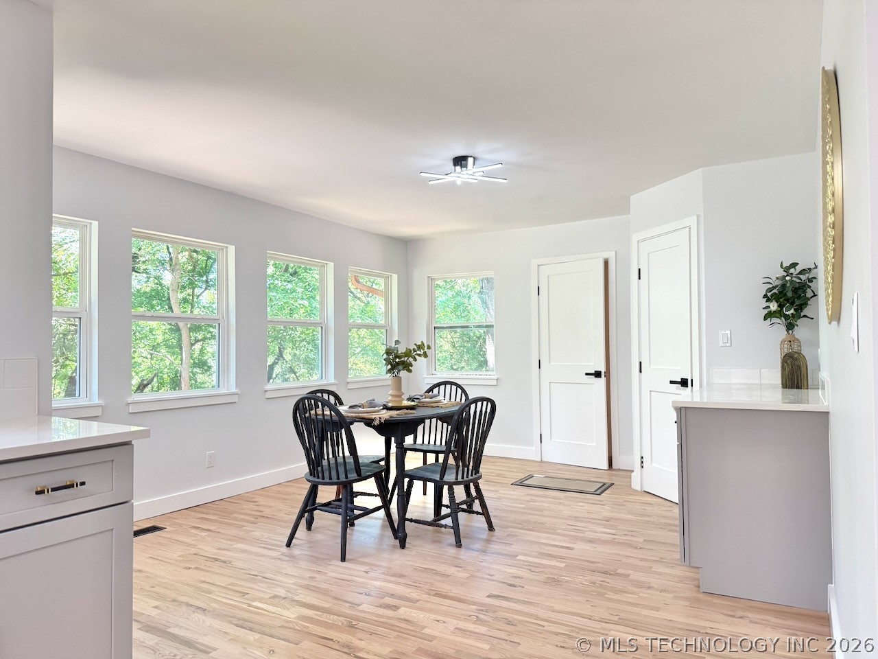 4316 E 72nd Place Property Photo 18