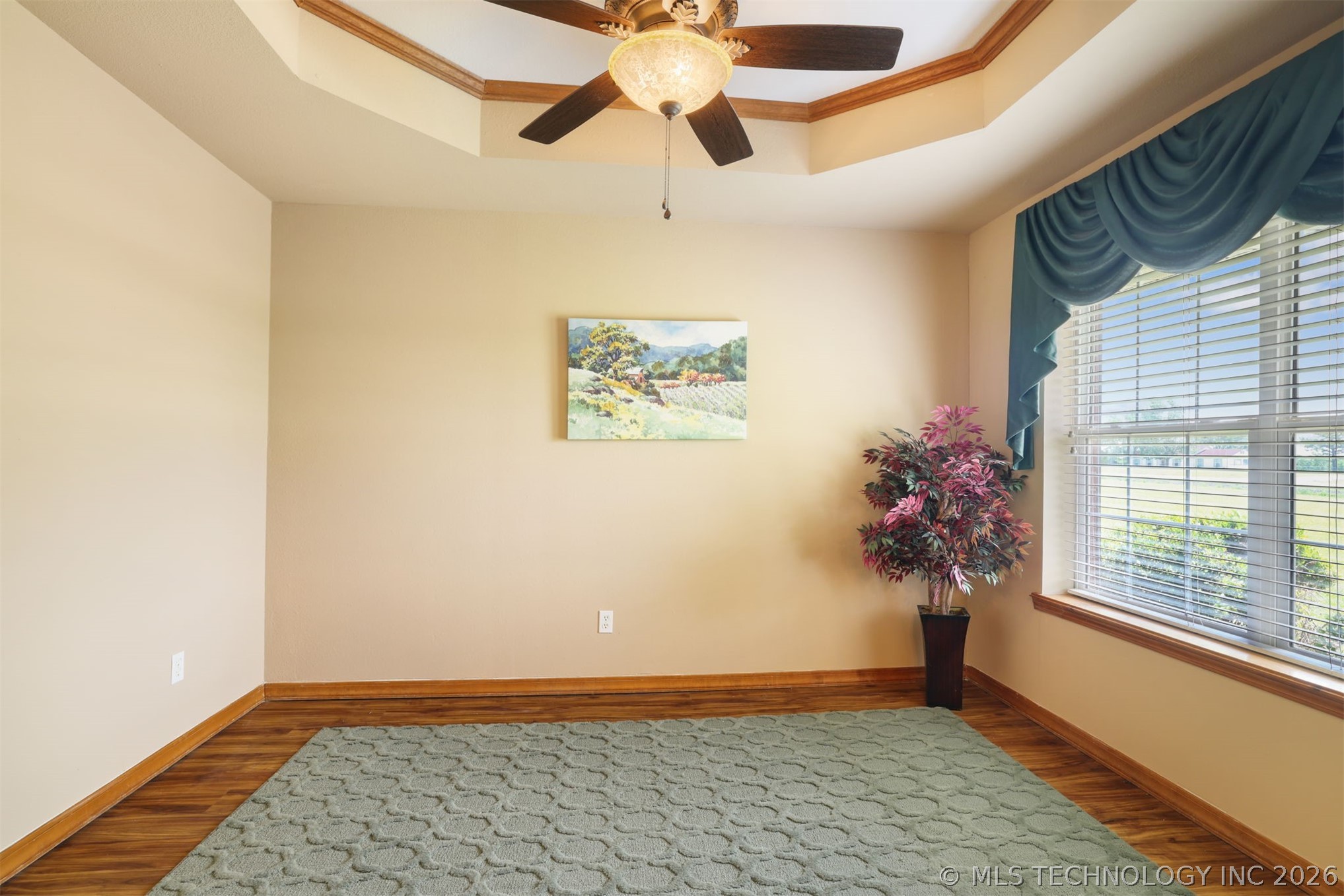 5181 State Road 70 E Property Photo 9