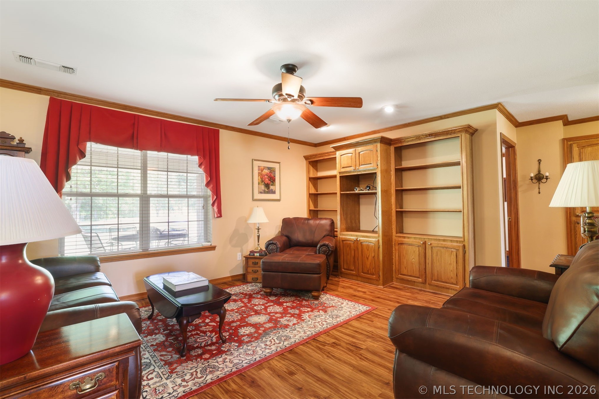 5181 State Road 70 E Property Photo 14