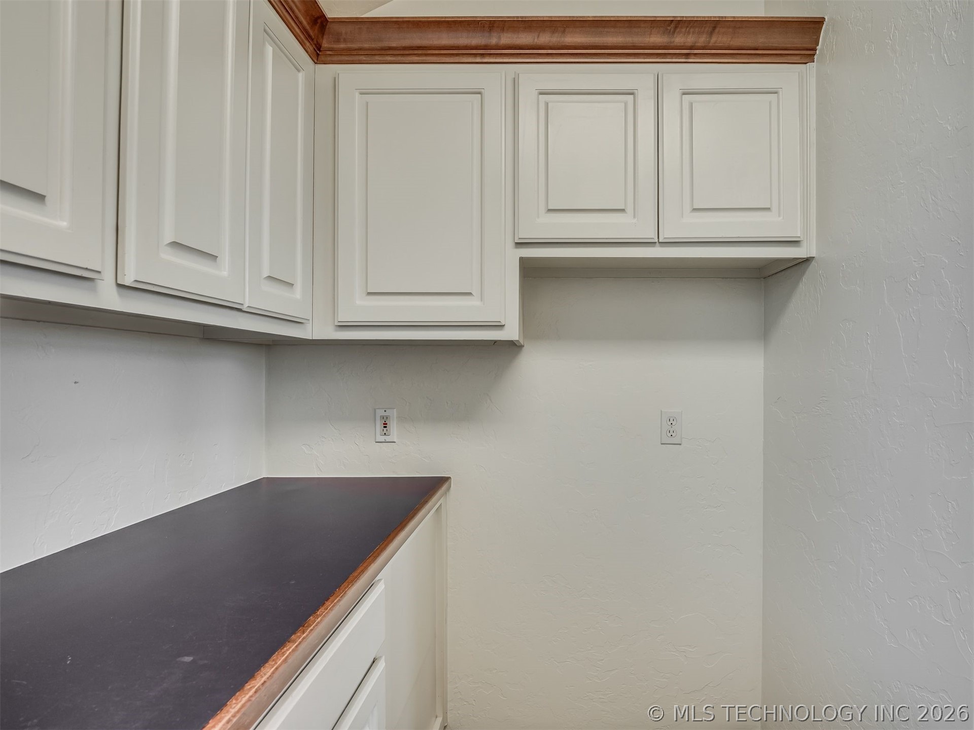 423310 E 1169 Road Property Photo 71