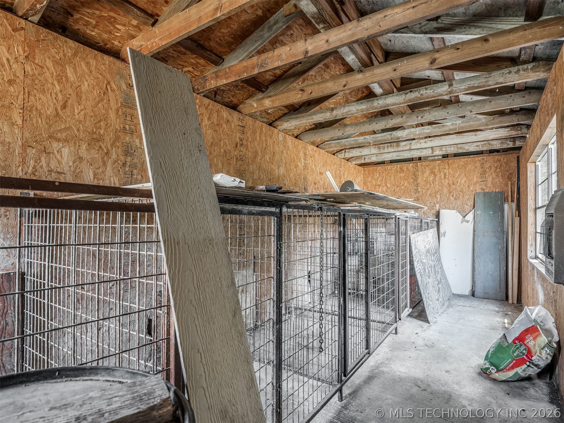 423310 E 1169 Road Property Photo 91