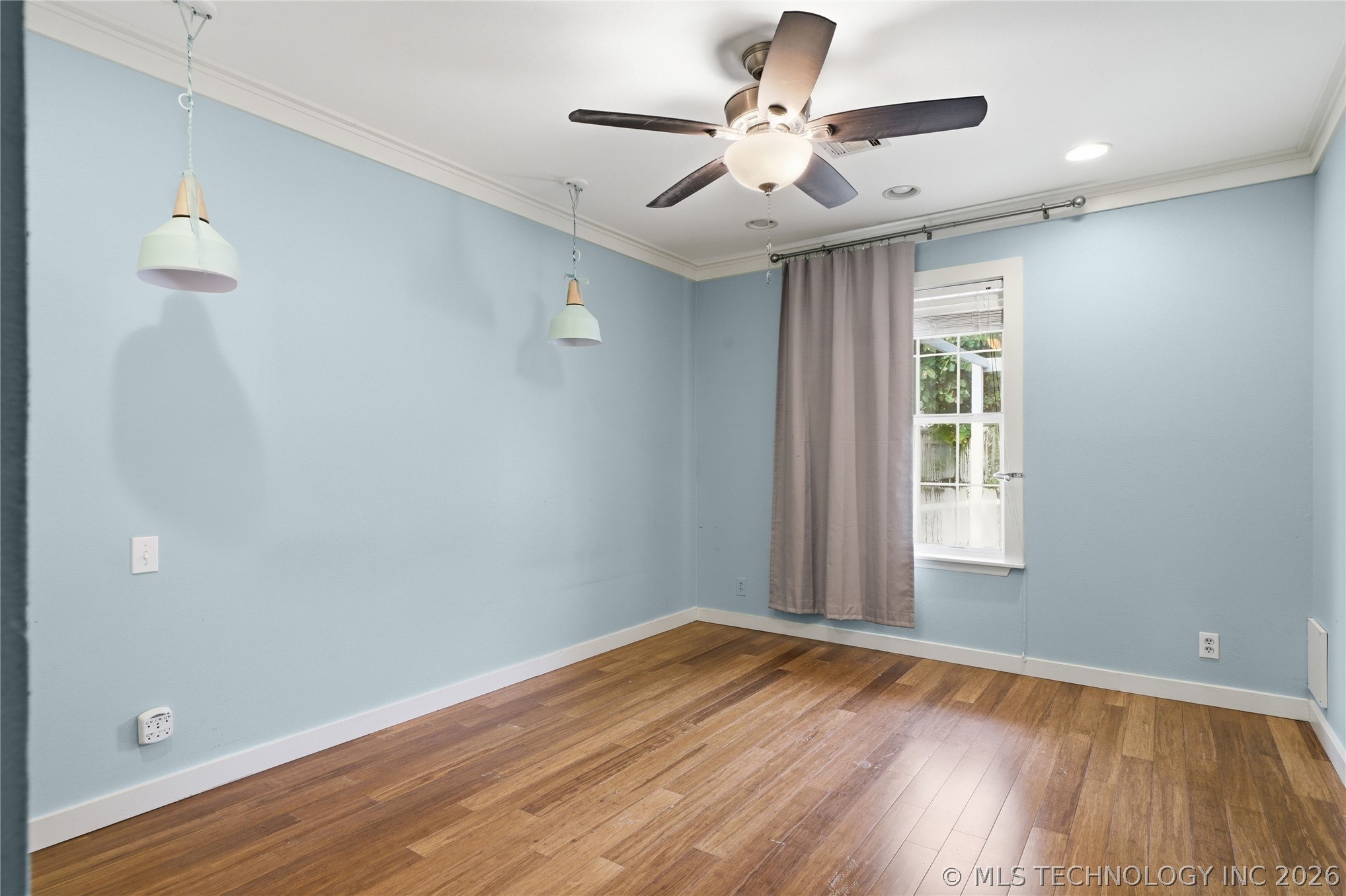 3226 N 2nd Place Property Photo 17