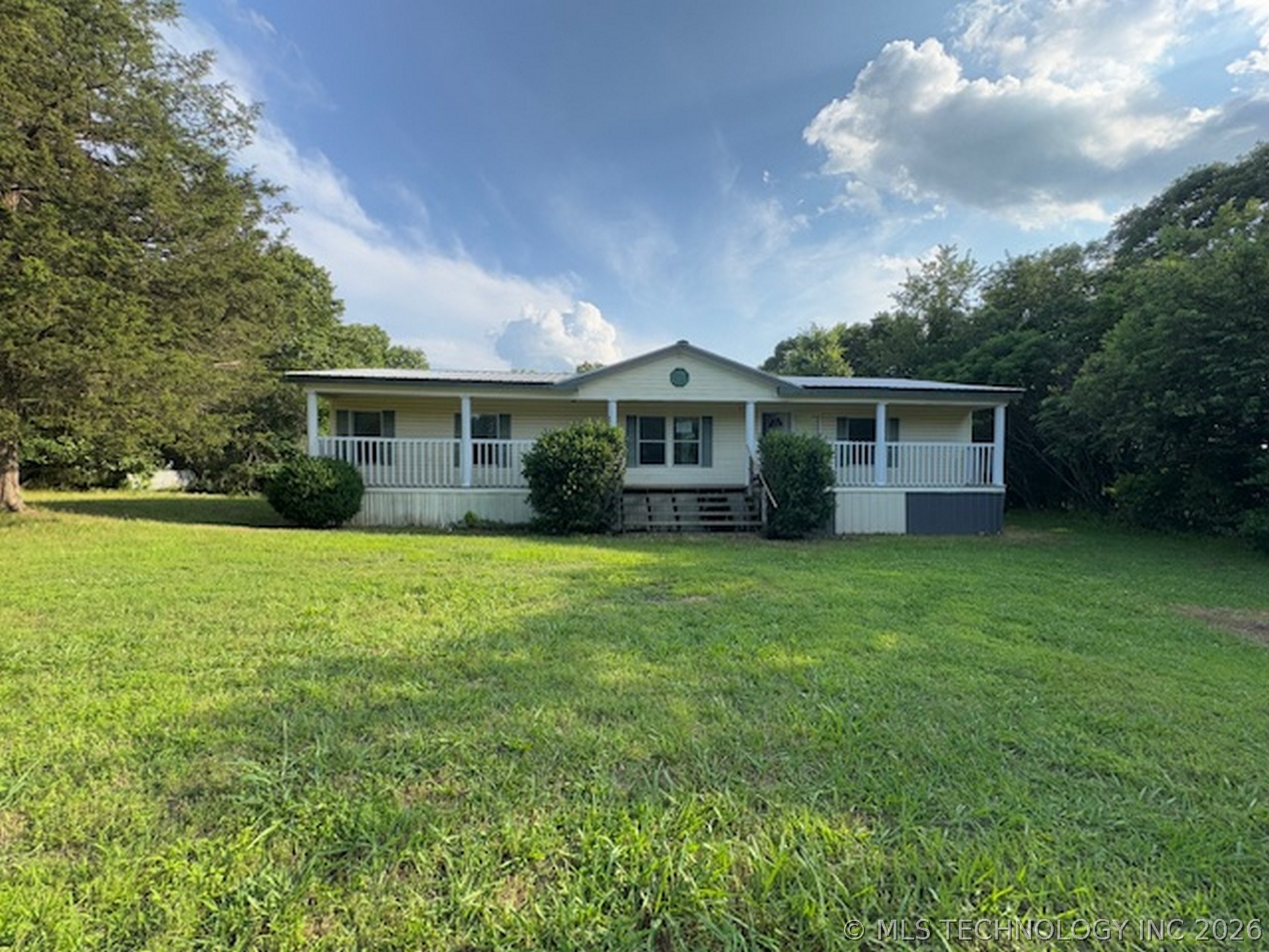 471778 E 779 Road Property Photo 1