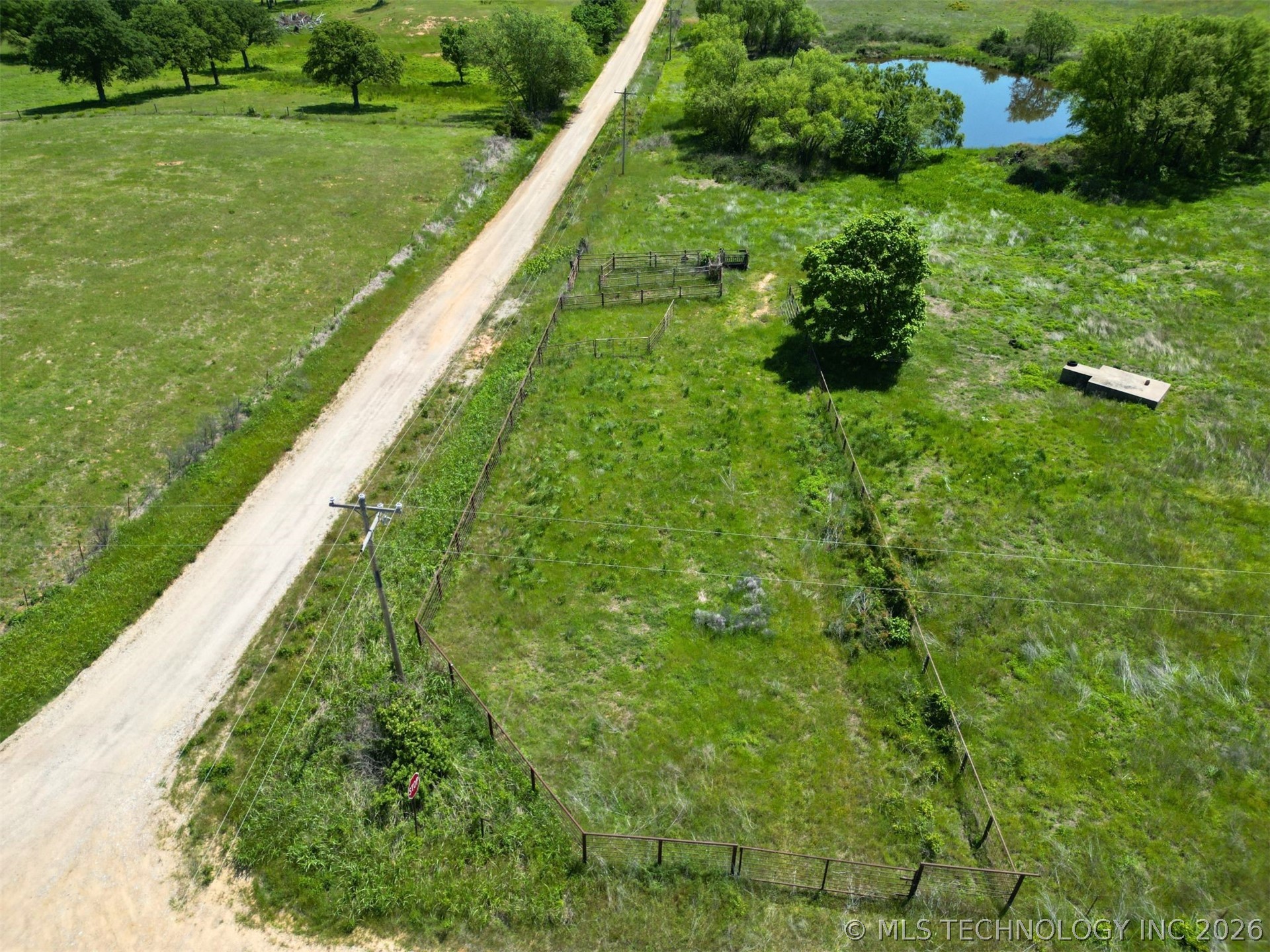 0001 Ns 376 Road Property Photo 22