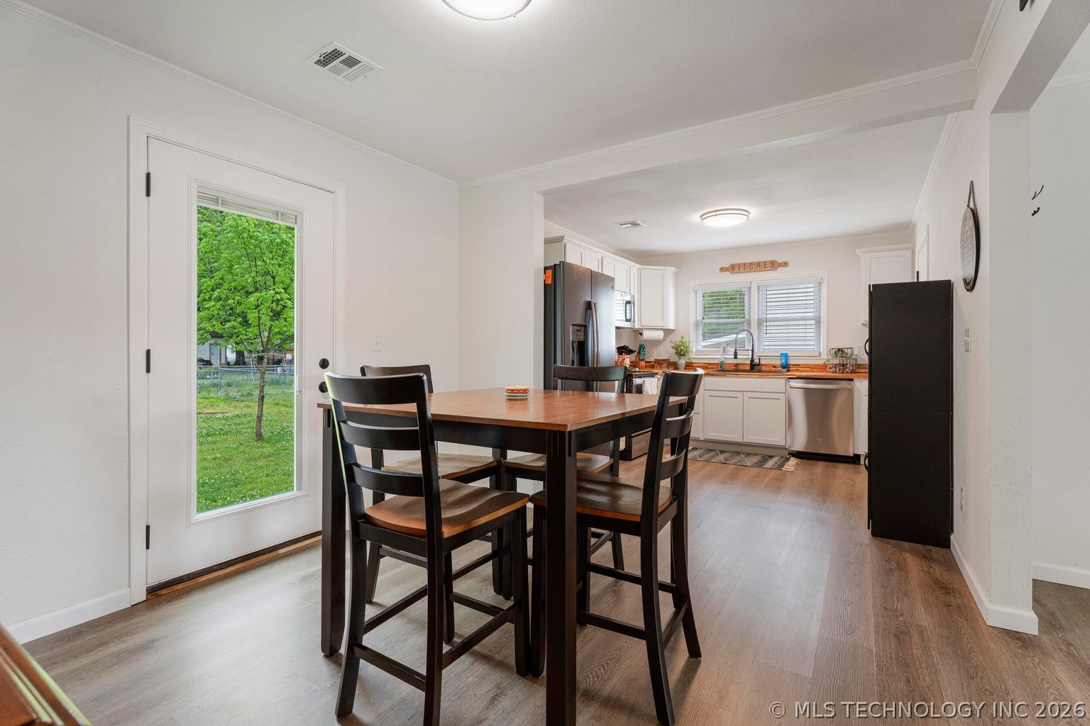 1925 B Street Ne Property Photo 12