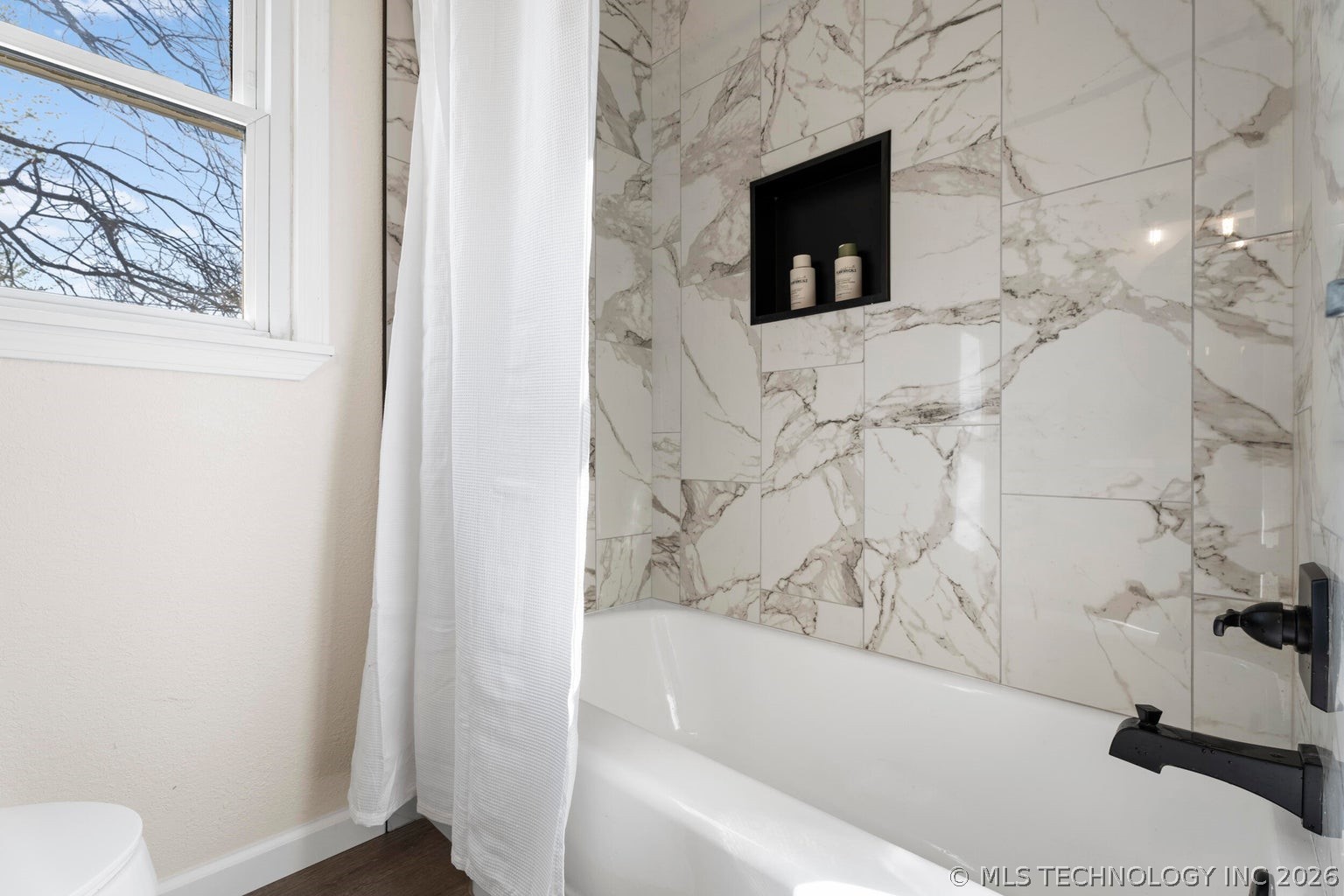 1925 B Street Ne Property Photo 22