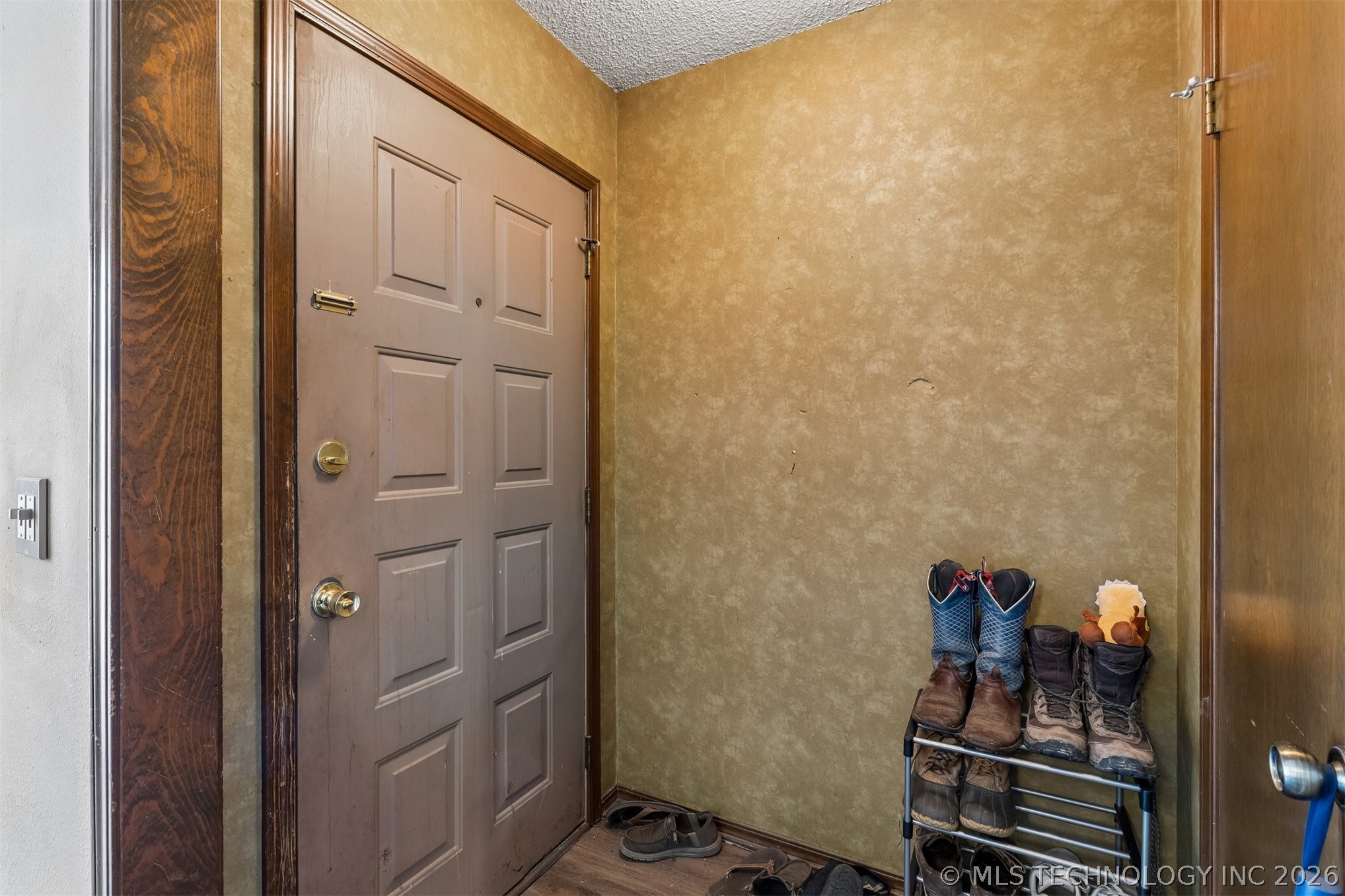 3909 W 18th Court Property Photo 7
