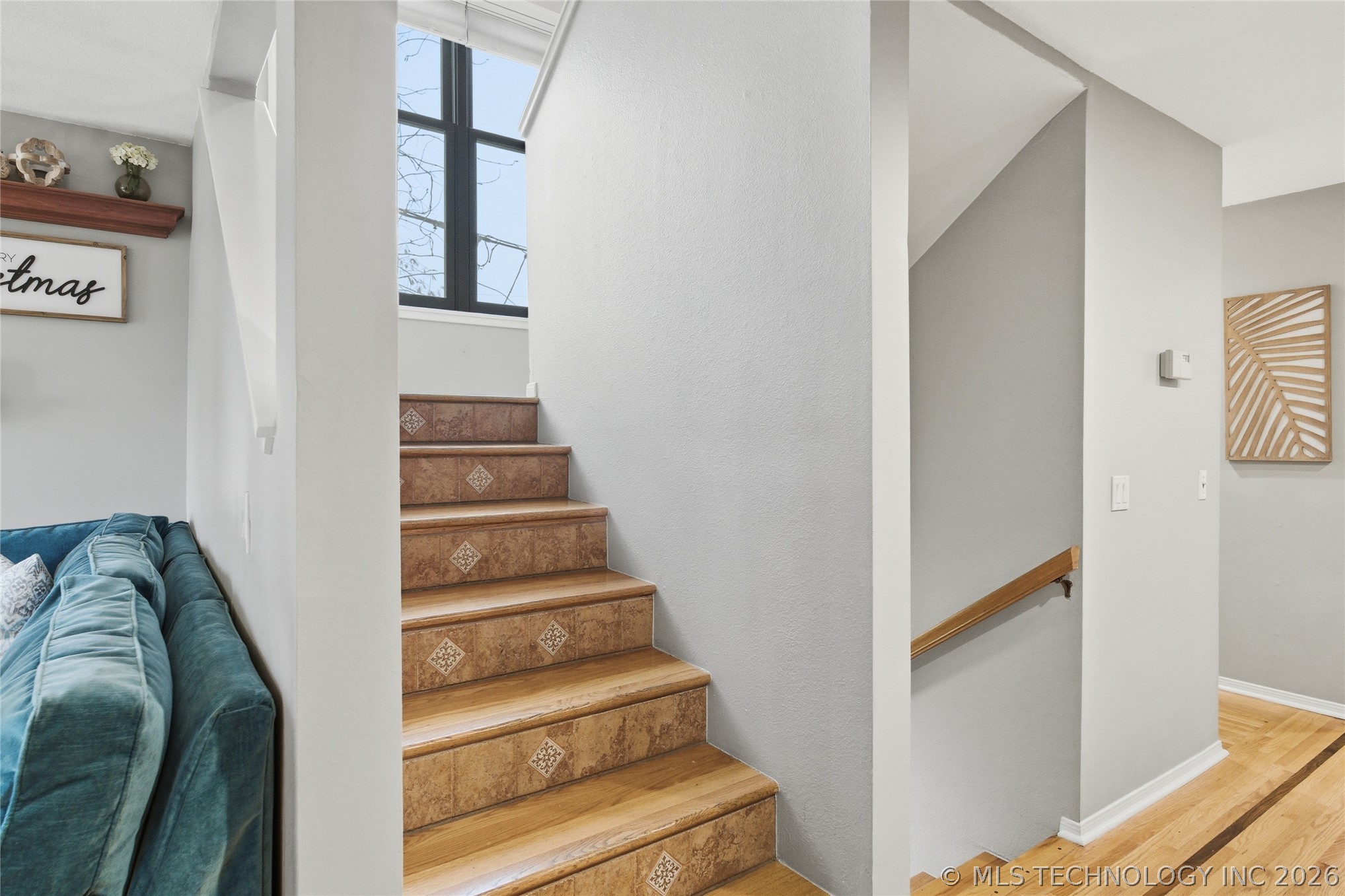 1227 S Lawton Avenue 14 Property Photo 16