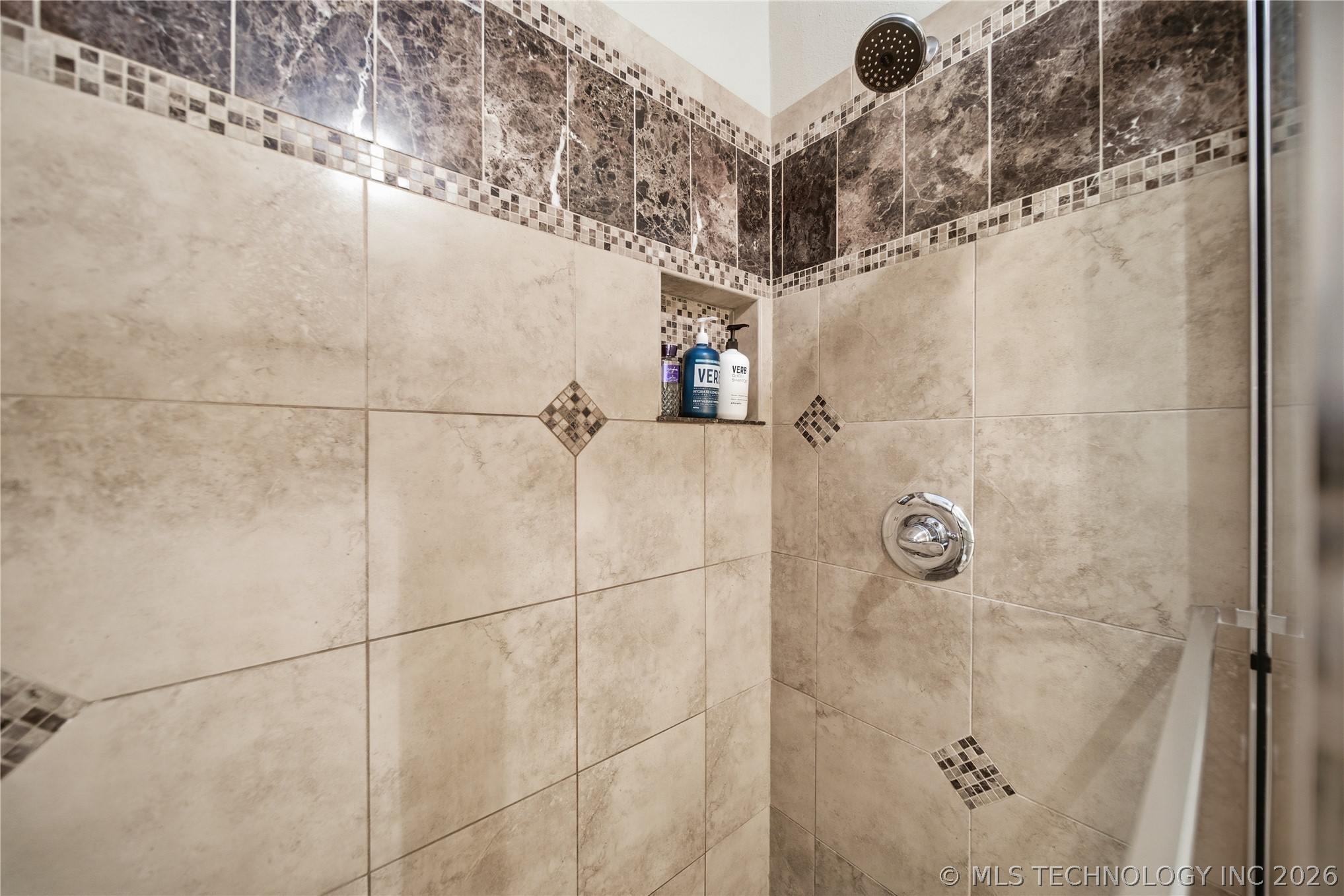 1227 S Lawton Avenue 14 Property Photo 21