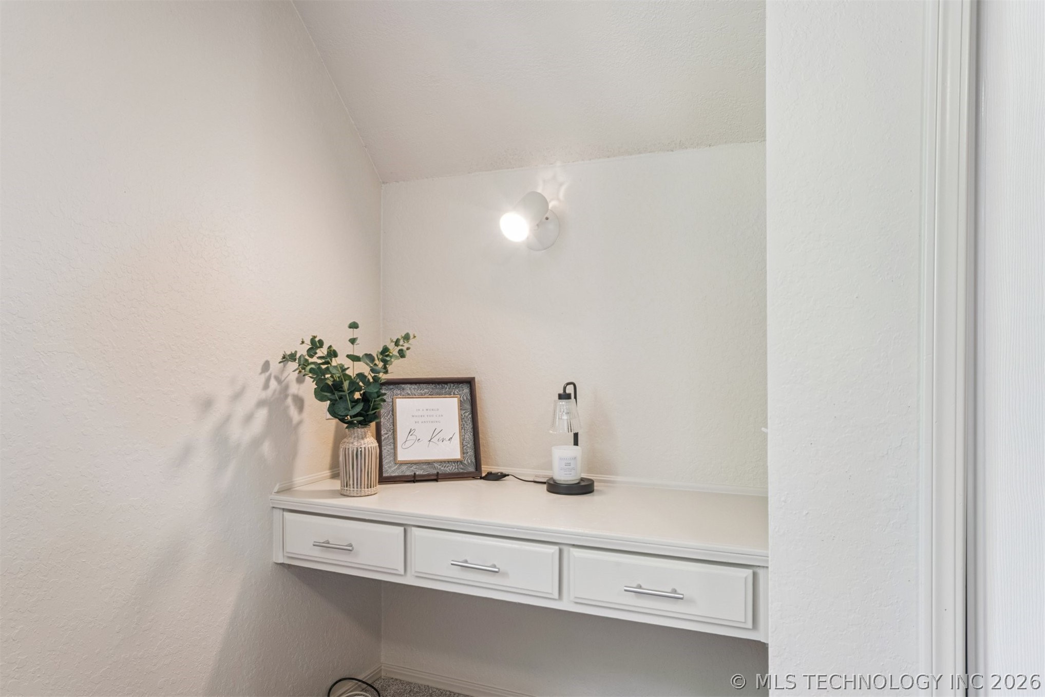 5732 E 64th Street Property Photo 40